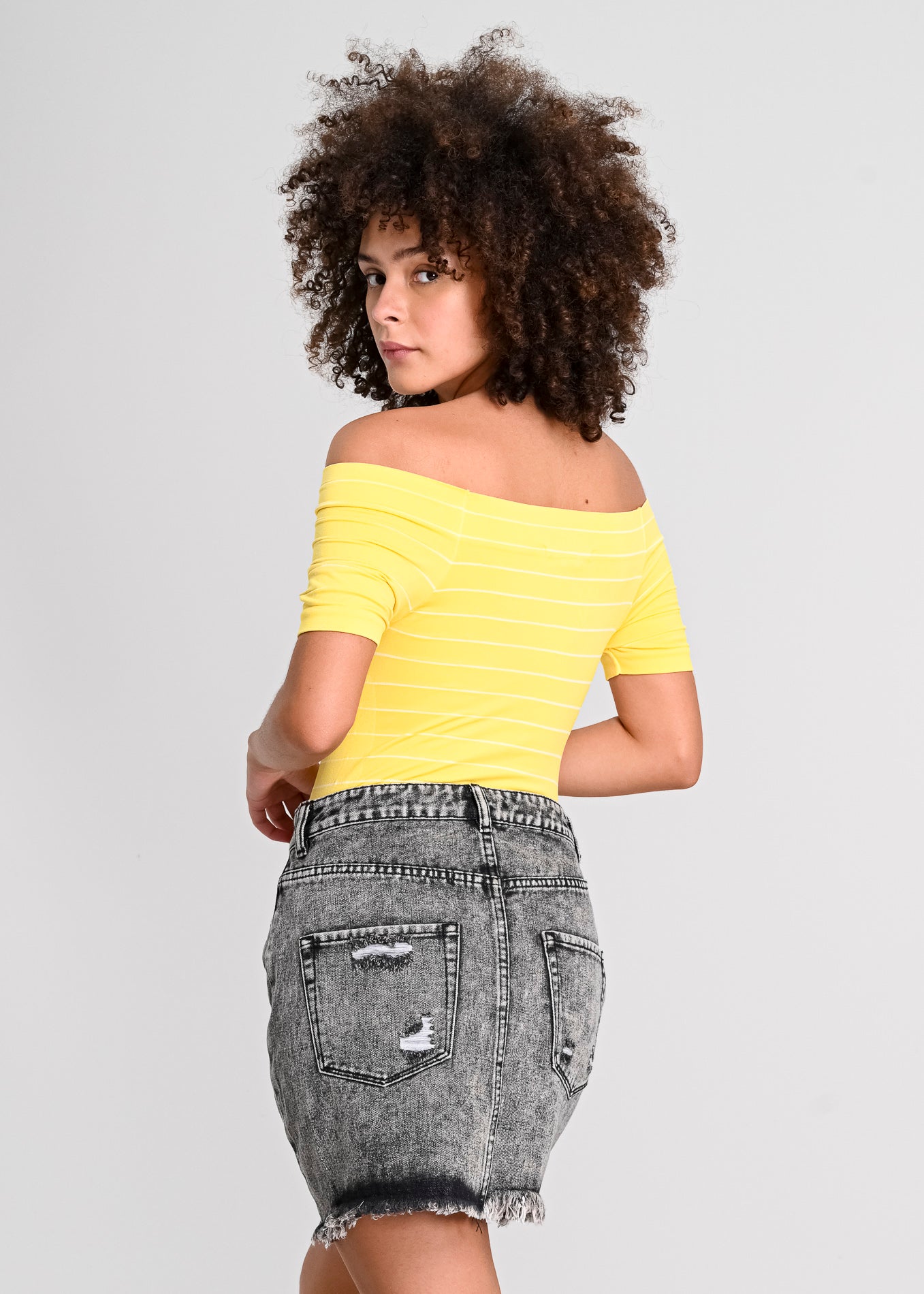 Bodysuit rayas hombro descubierto AMARILLO COMBO