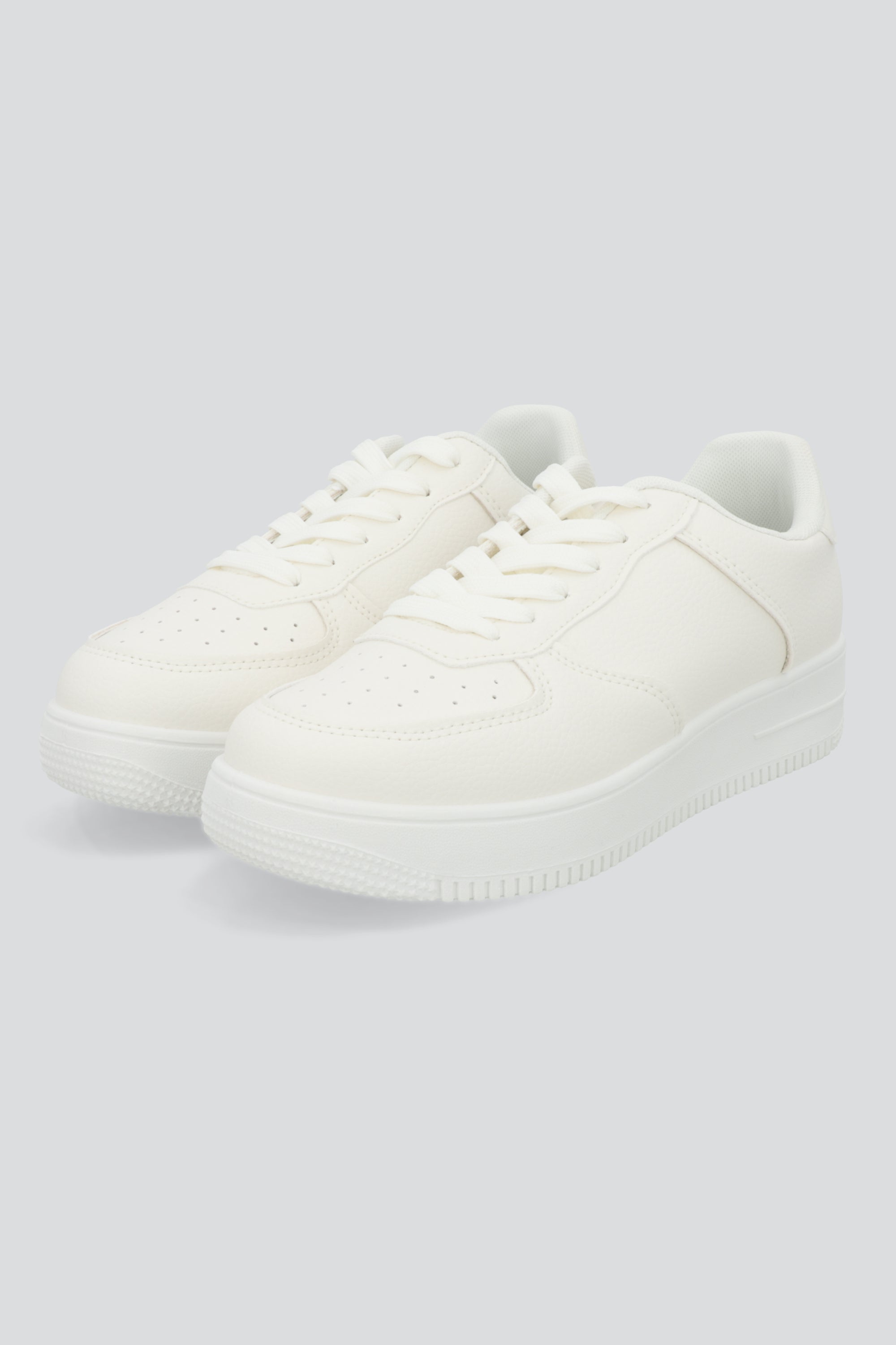 Tenis Retro Perforado NUDE