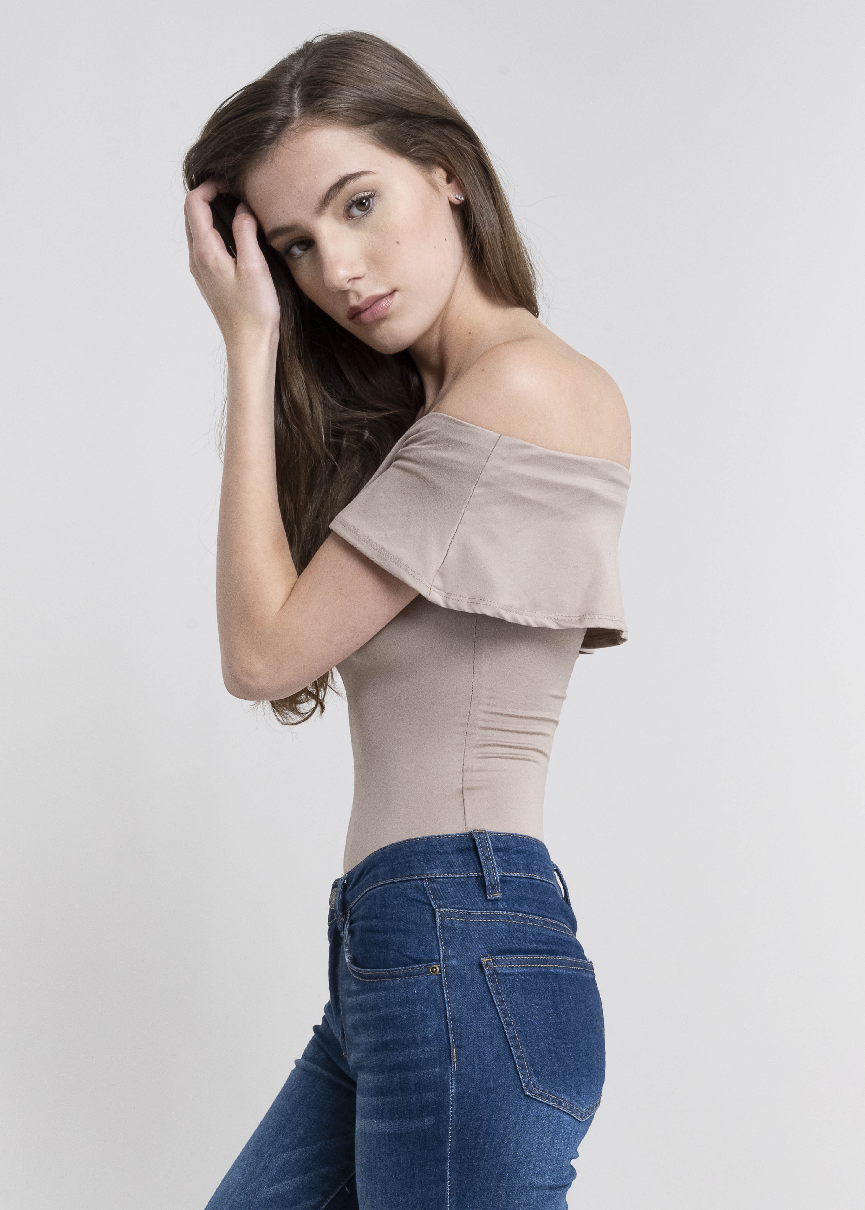 Bodysuit olanes hombro descubierto KHAKI