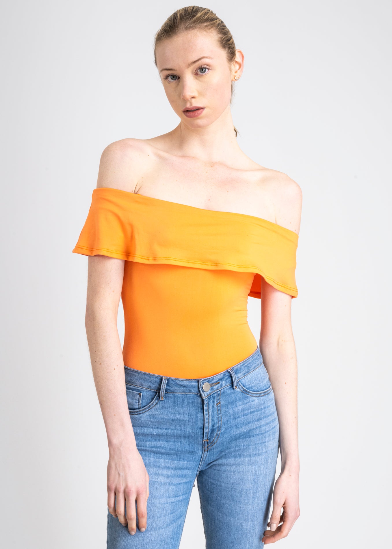 Bodysuit olanes hombro descubierto NARANJA