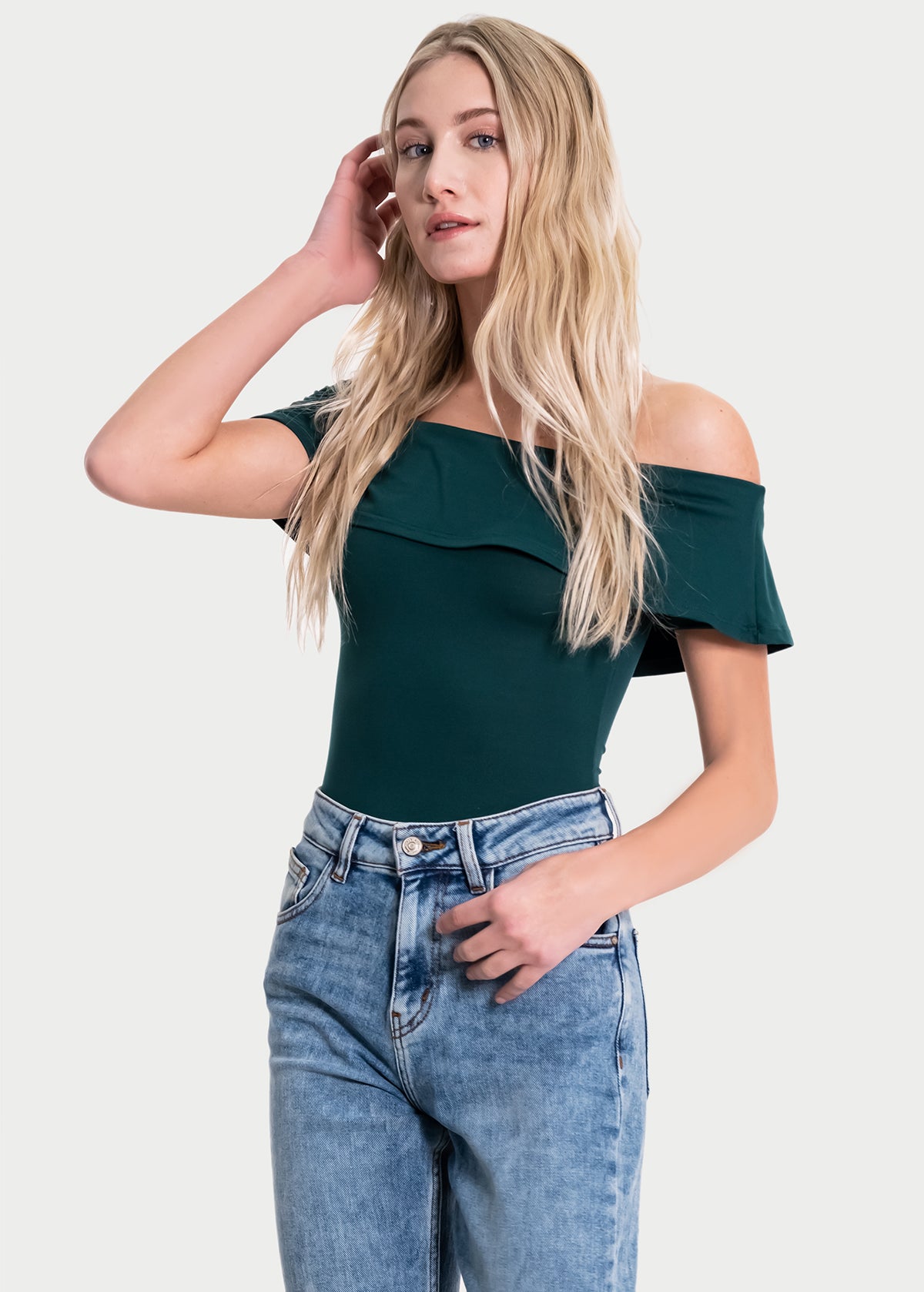 Bodysuit olanes hombro descubierto VERDE BOTELLA