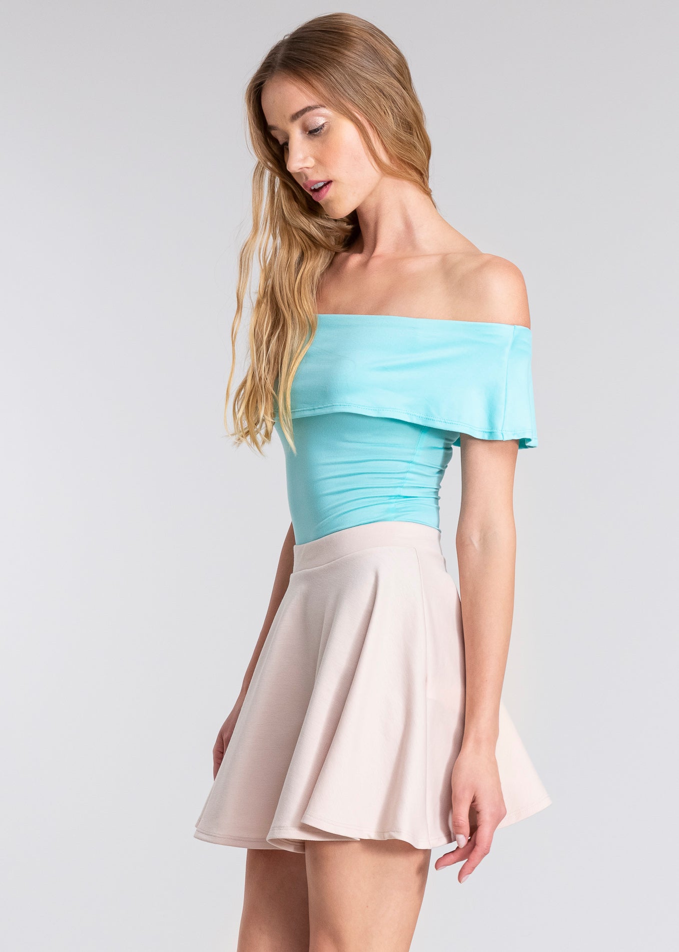 Bodysuit olanes hombro descubierto MENTA
