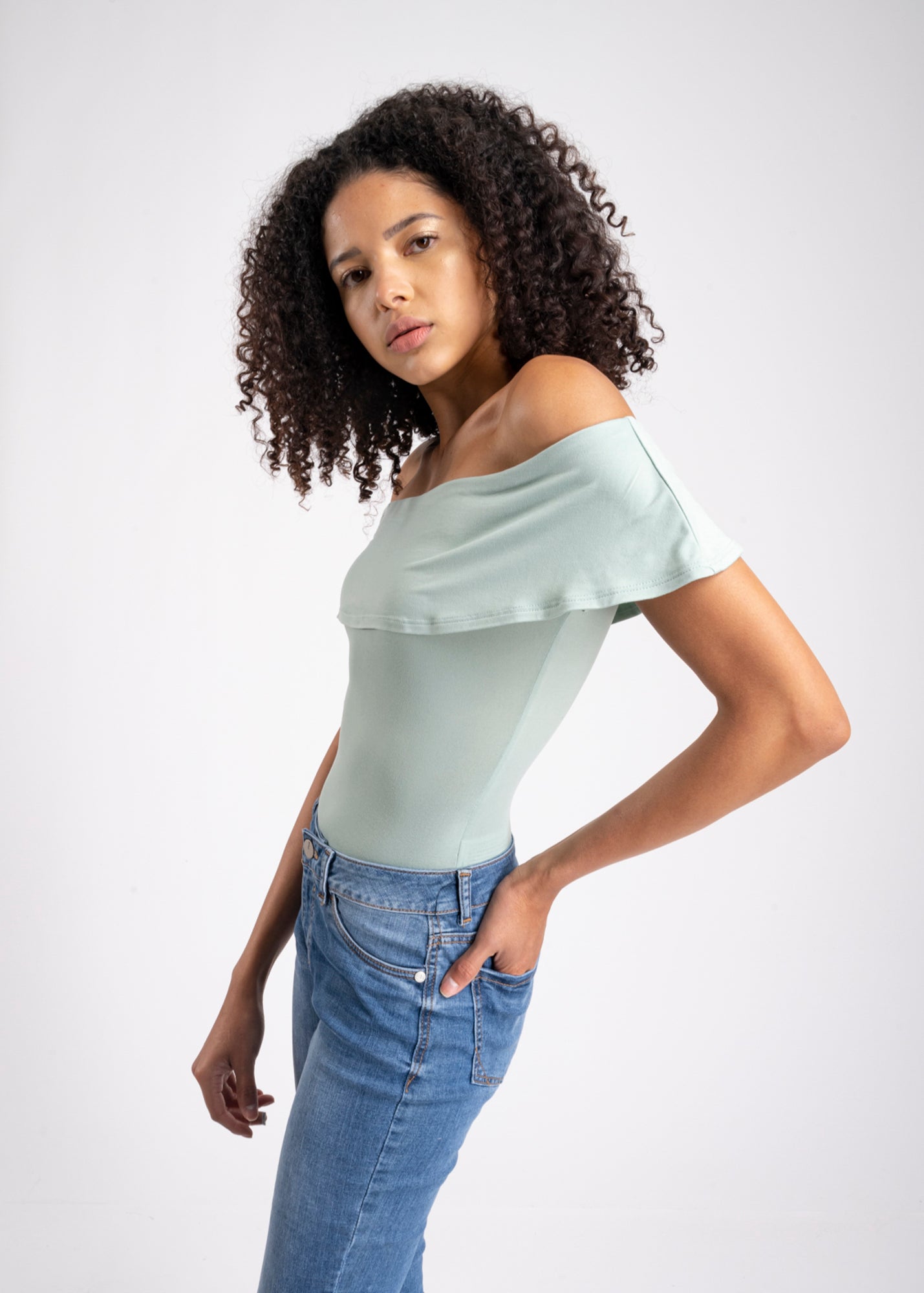 Bodysuit olanes hombro descubierto VERDE CLARO