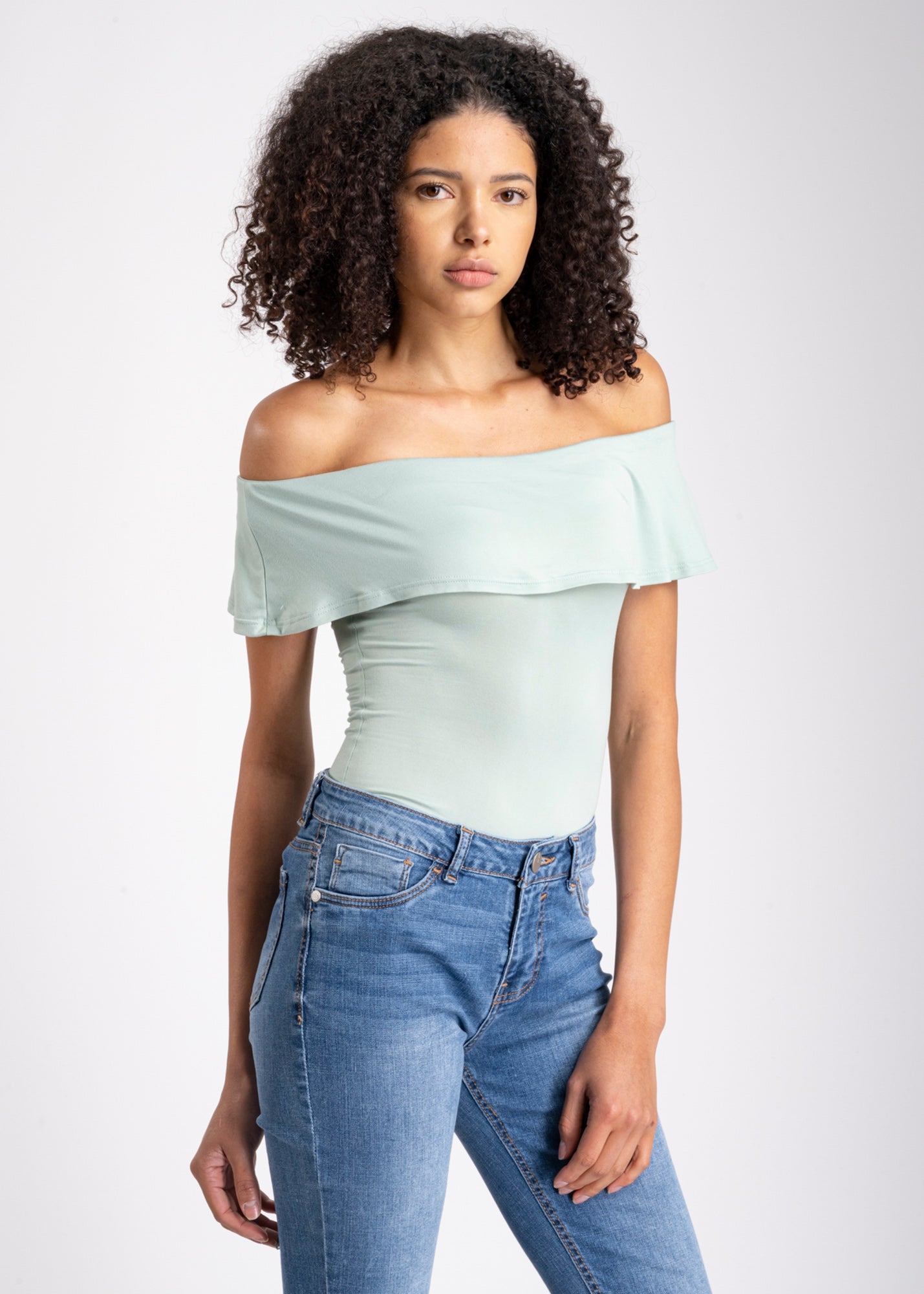 Bodysuit olanes hombro descubierto VERDE CLARO