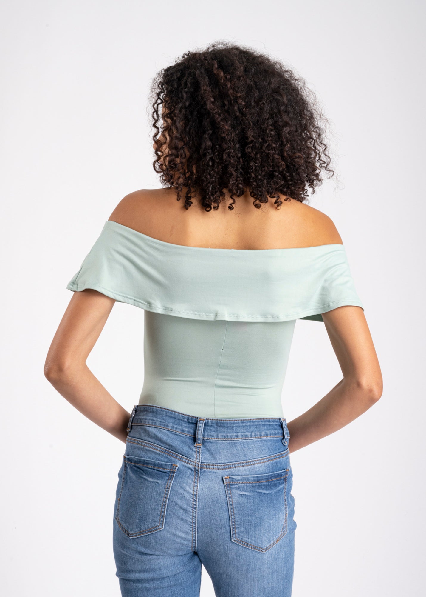 Bodysuit olanes hombro descubierto VERDE CLARO