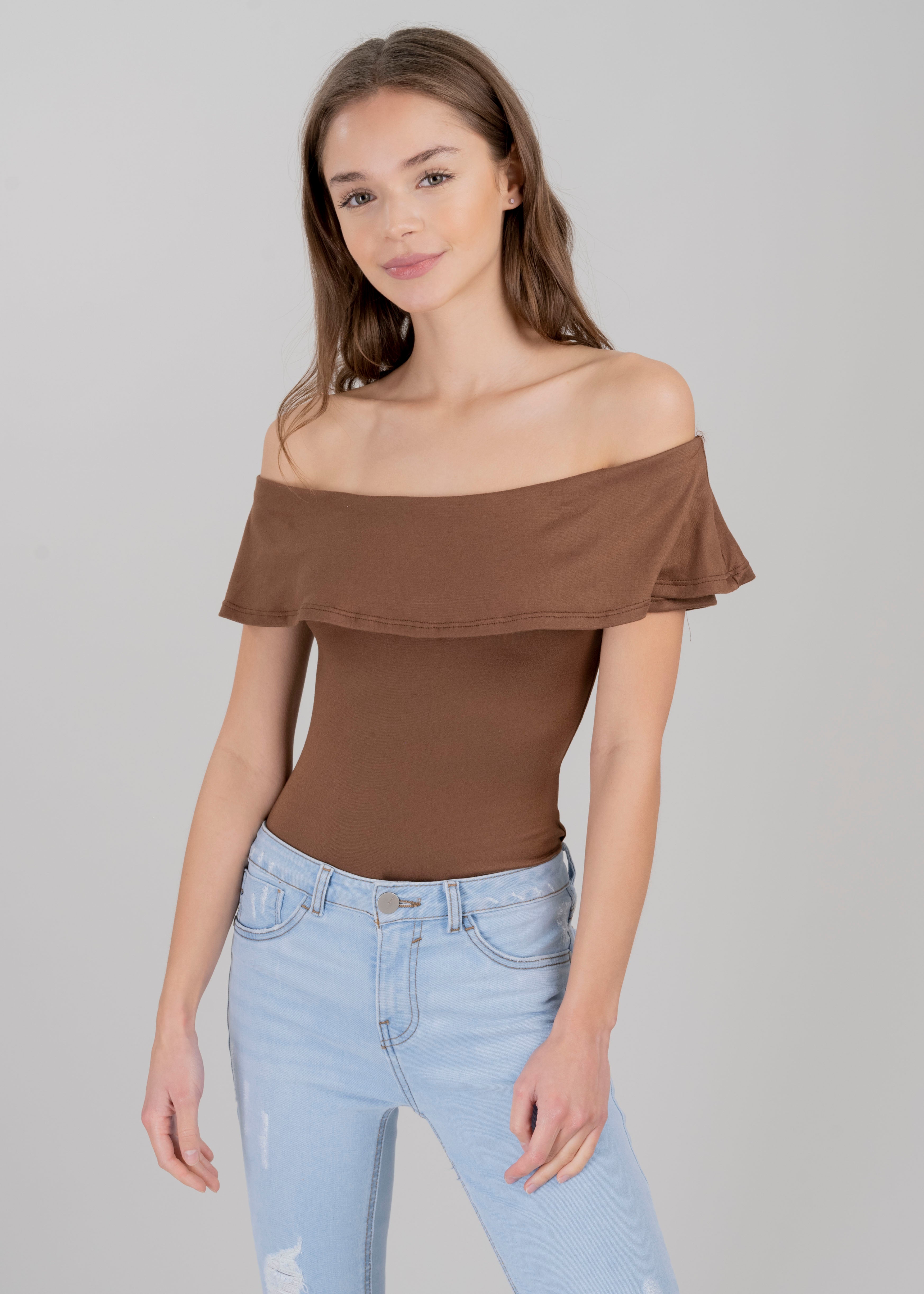 Bodysuit olanes hombro descubierto CAFE OBSCURO