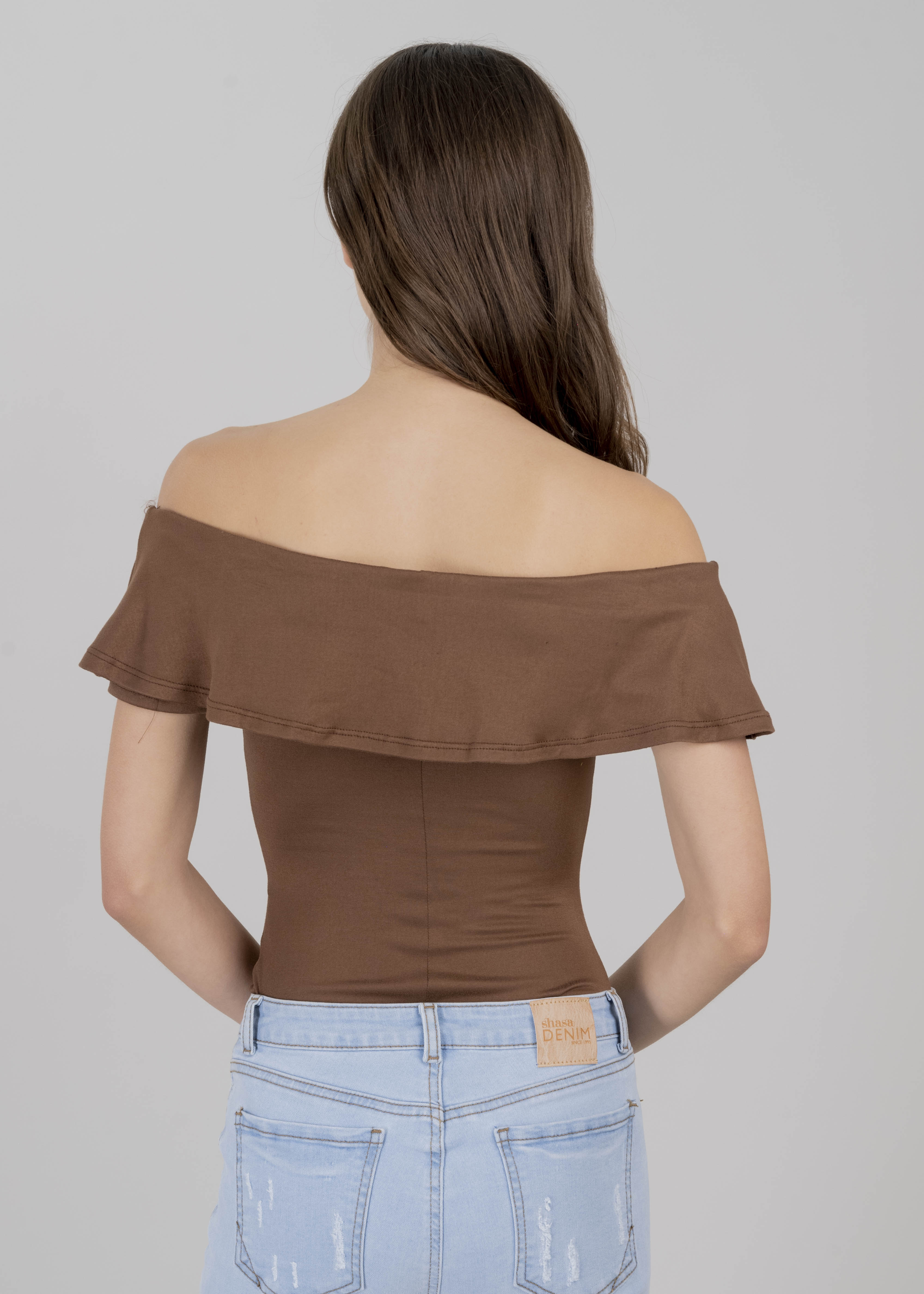 Bodysuit olanes hombro descubierto CAFE OBSCURO