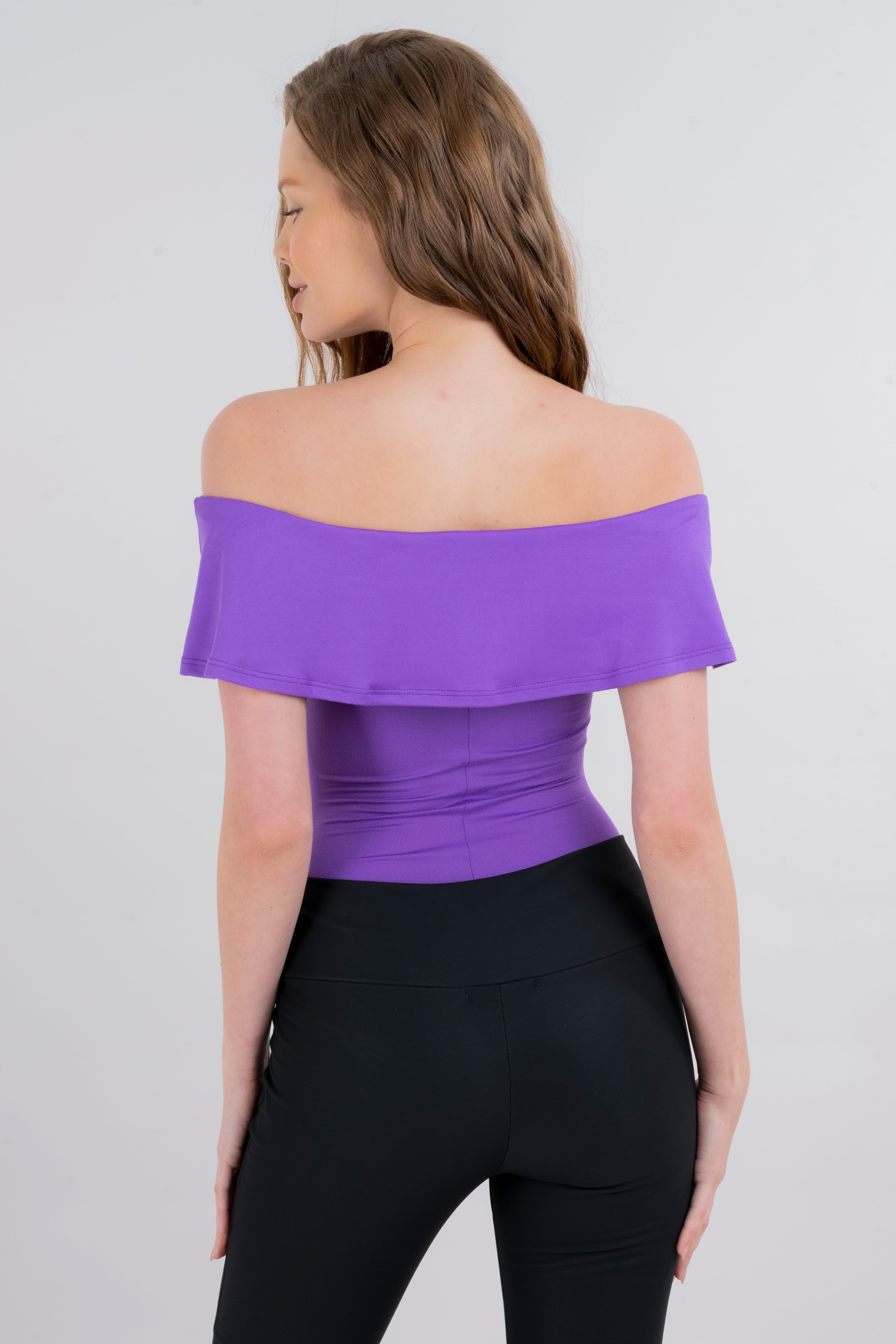 Bodysuit olanes hombro descubierto MORADO BRILLANTE