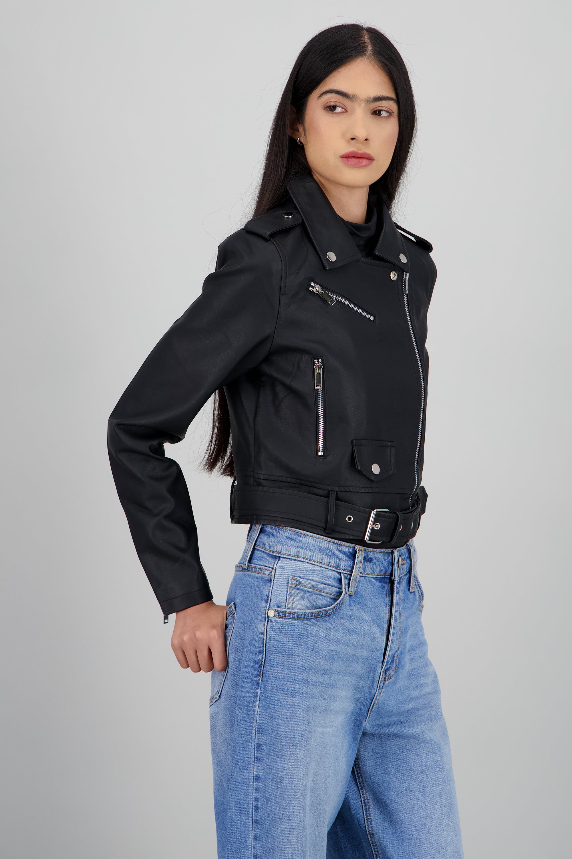 Chamarra Biker Efecto Piel Cierre NEGRO