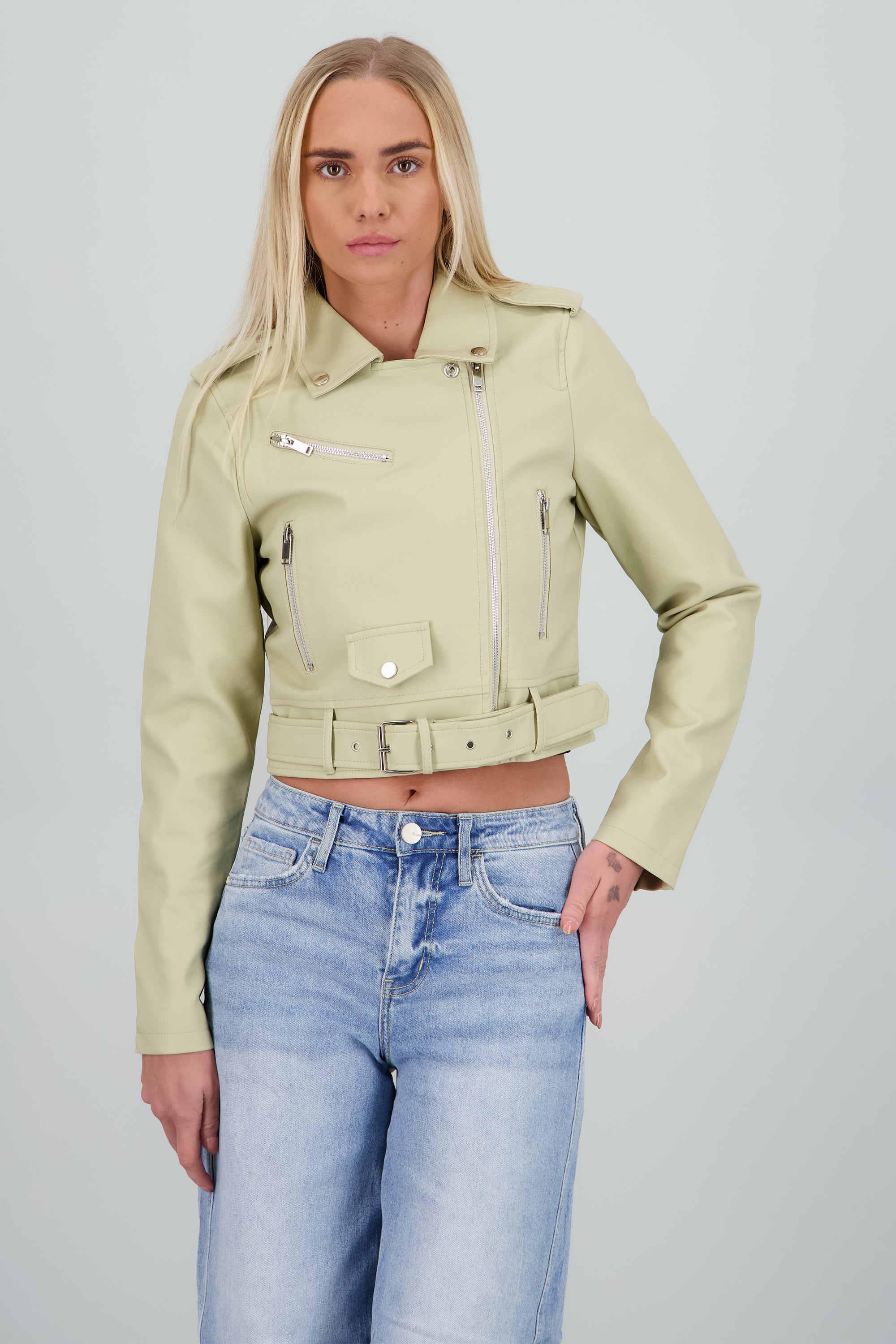 Chamarra Biker Efecto Piel Cierre GREIGE