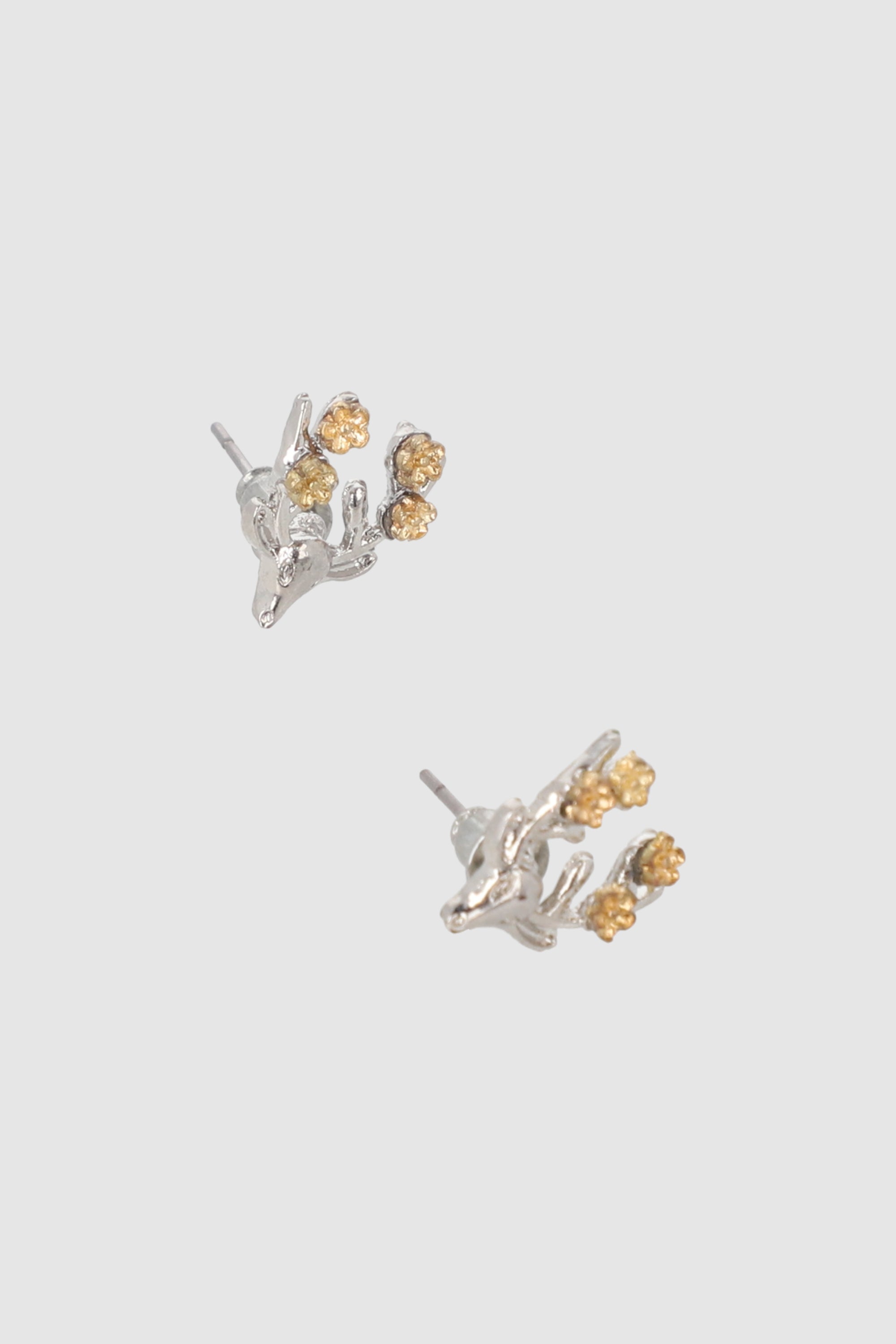 1 Par Aretes Reno PLATA