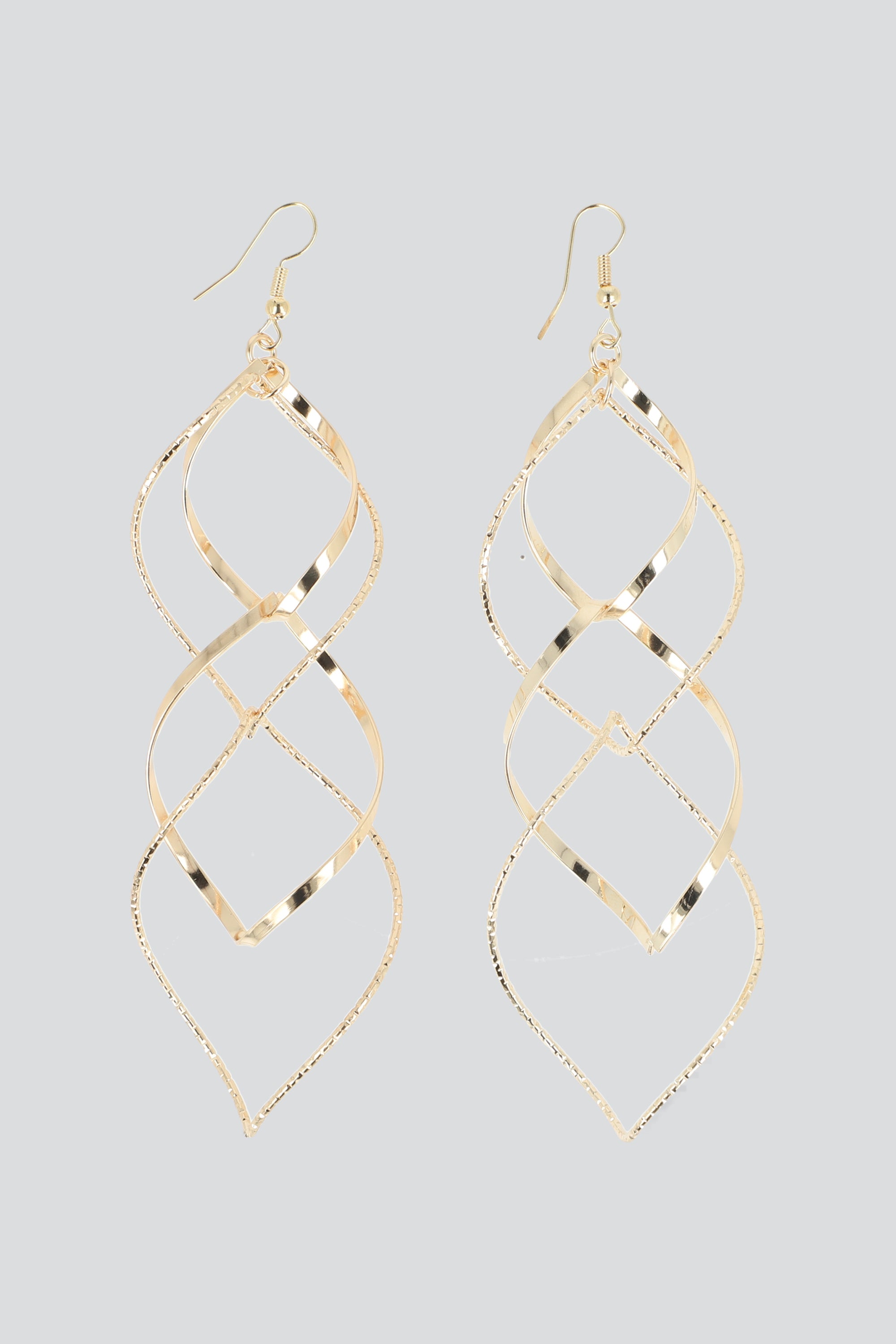 Aretes colgantes twist ORO