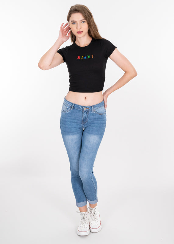 Jeans cintura media dobladillo MEDIUM WASH