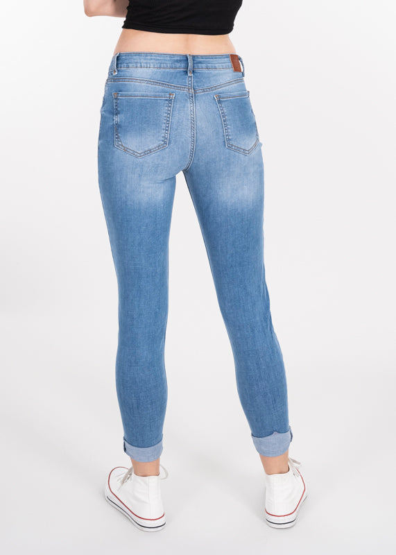 Jeans cintura media dobladillo MEDIUM WASH