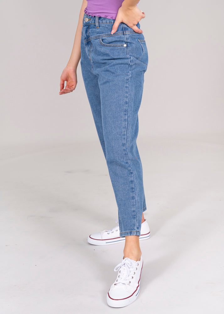 Jeans mom cintura media costura MEDIUM WASH