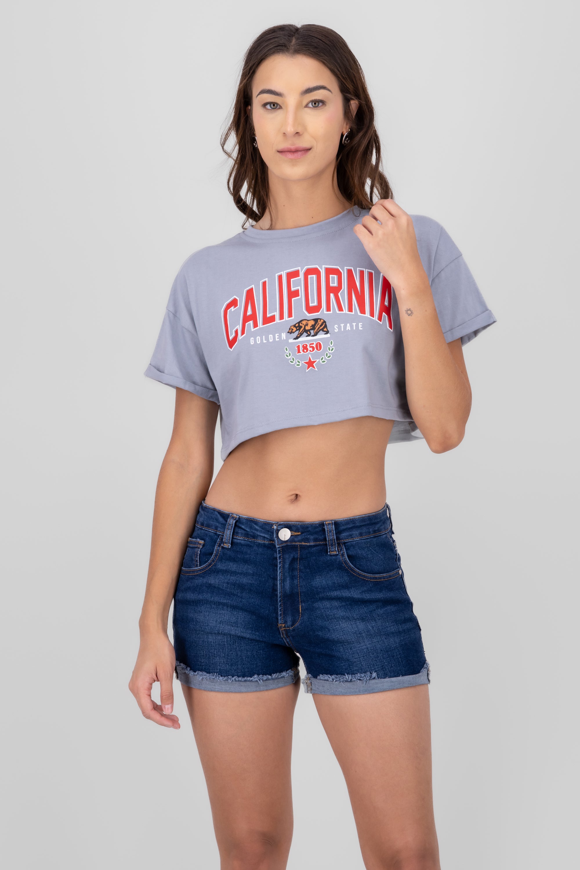 Playera Crop California PLATA