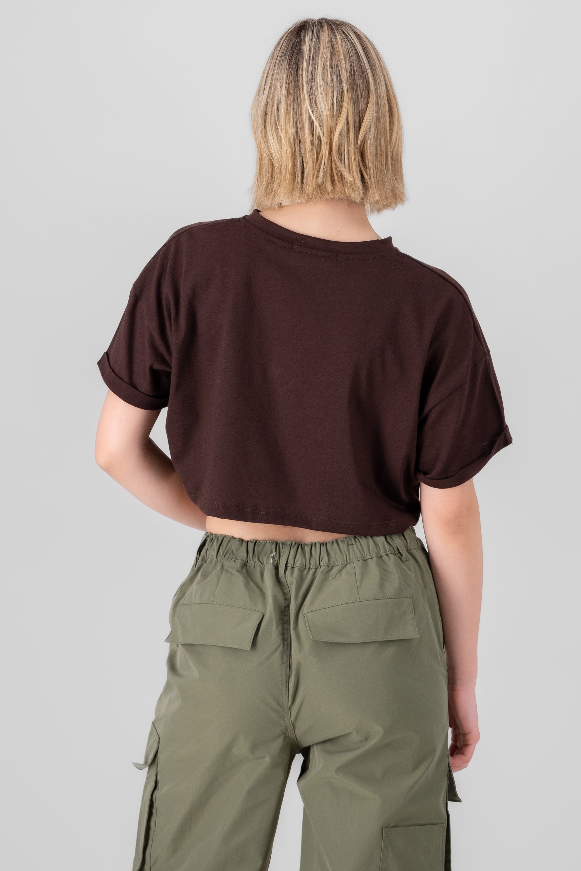 Playera Crop California CHOCOLATE