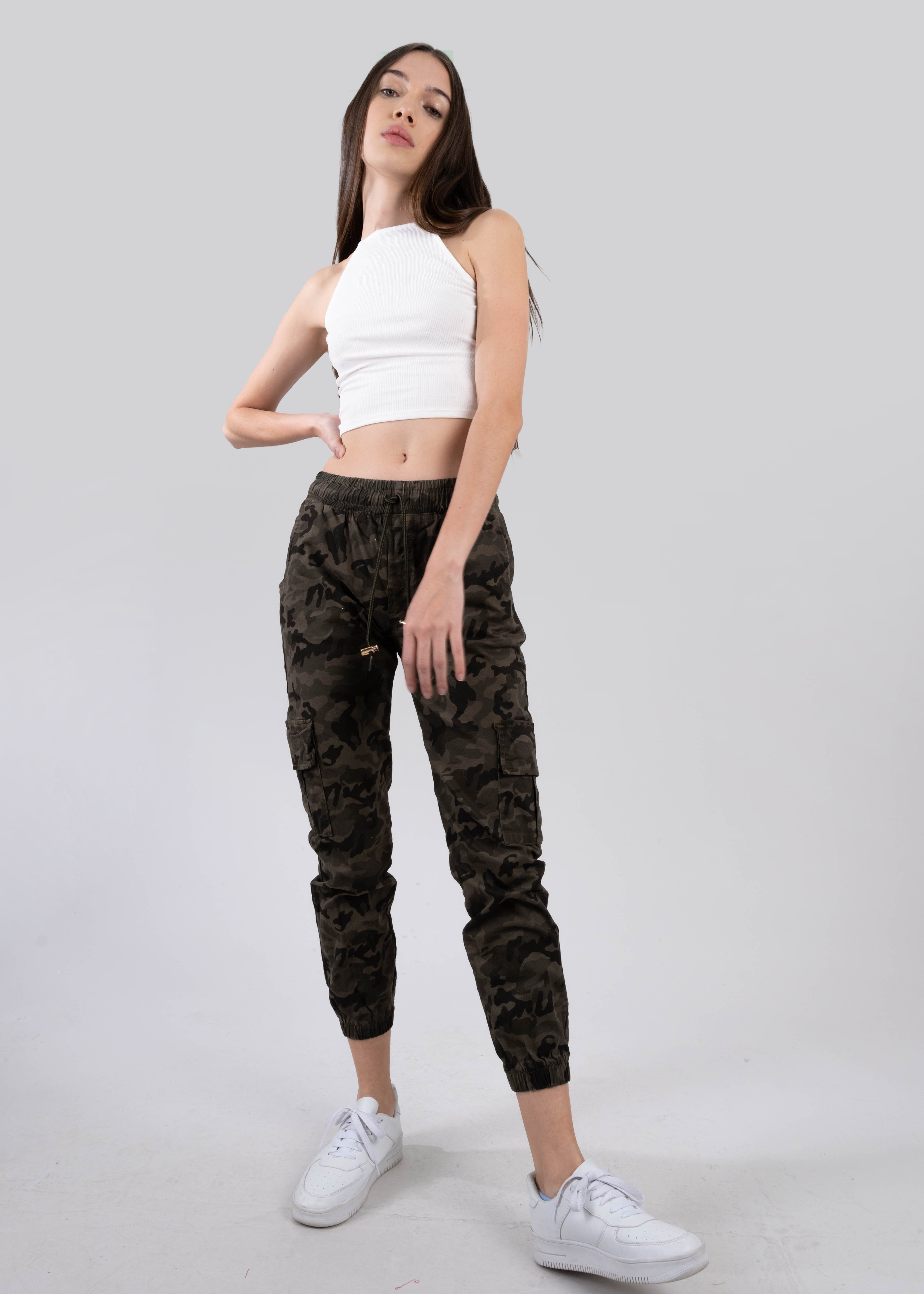 Jeans cargo cintura alta camuflaje cordón OLIVO COMBO