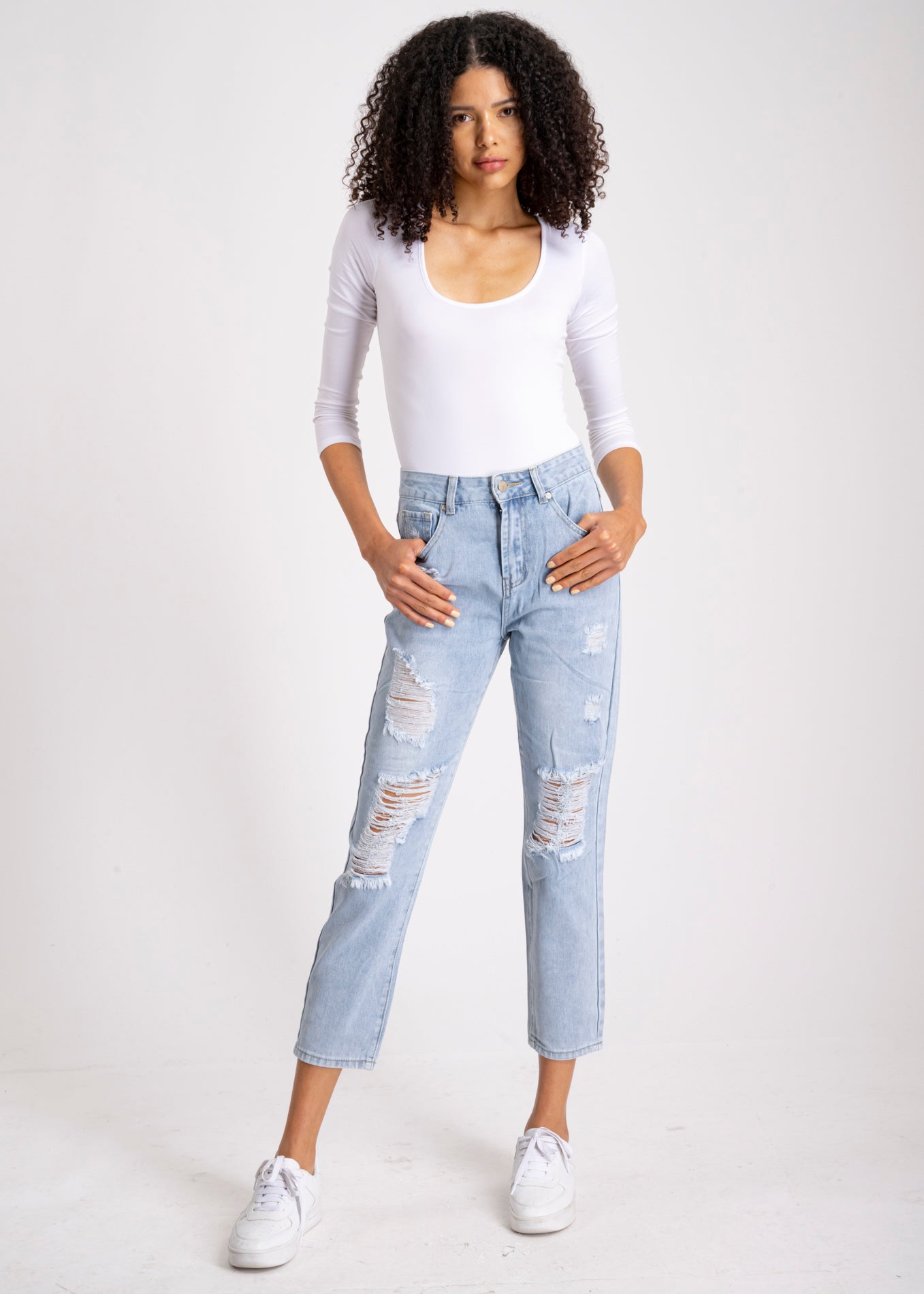 Jeans mom cintura alta destrucción LIGHT WASH