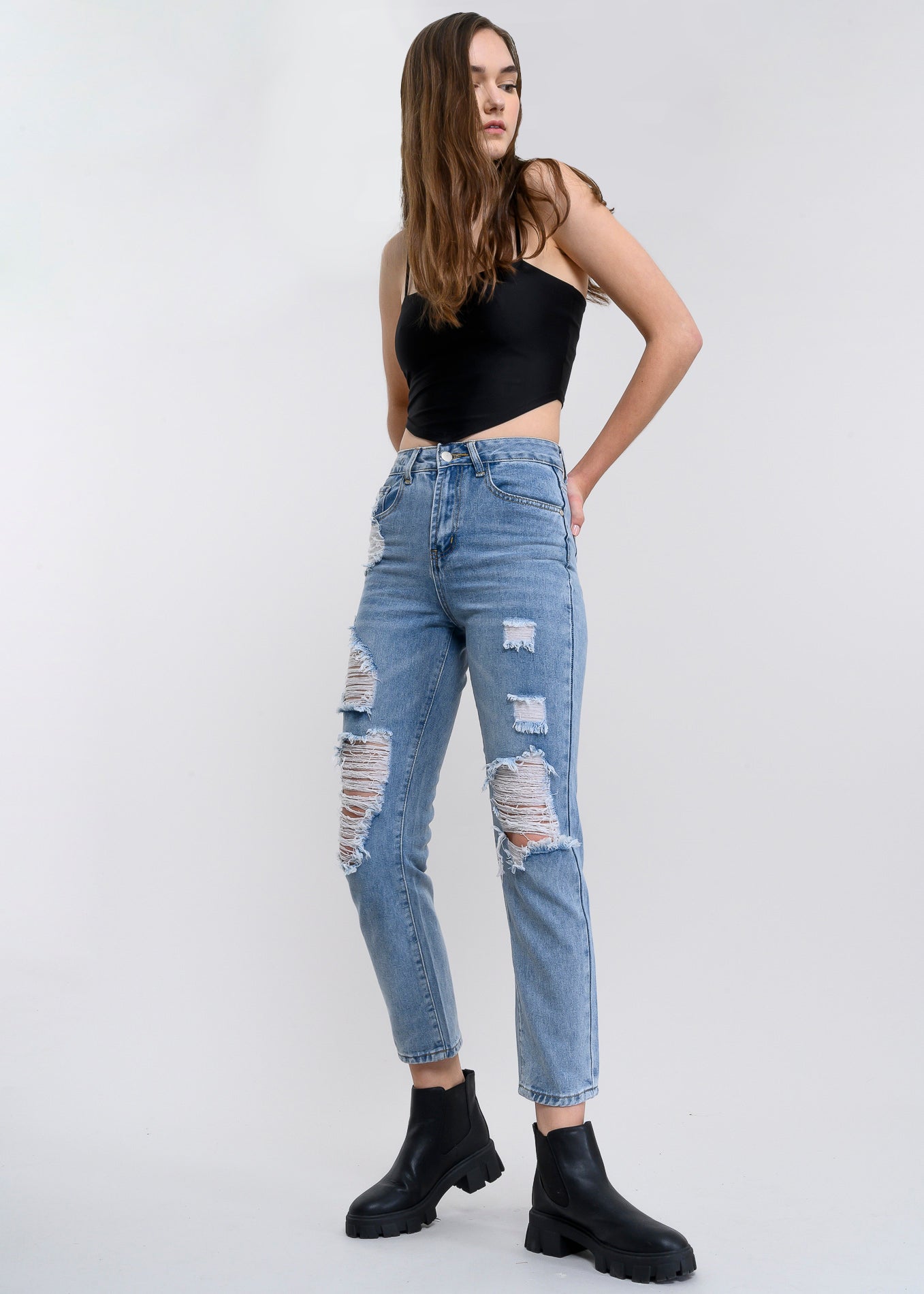 Jeans mom cintura alta destrucción MEDIUM WASH
