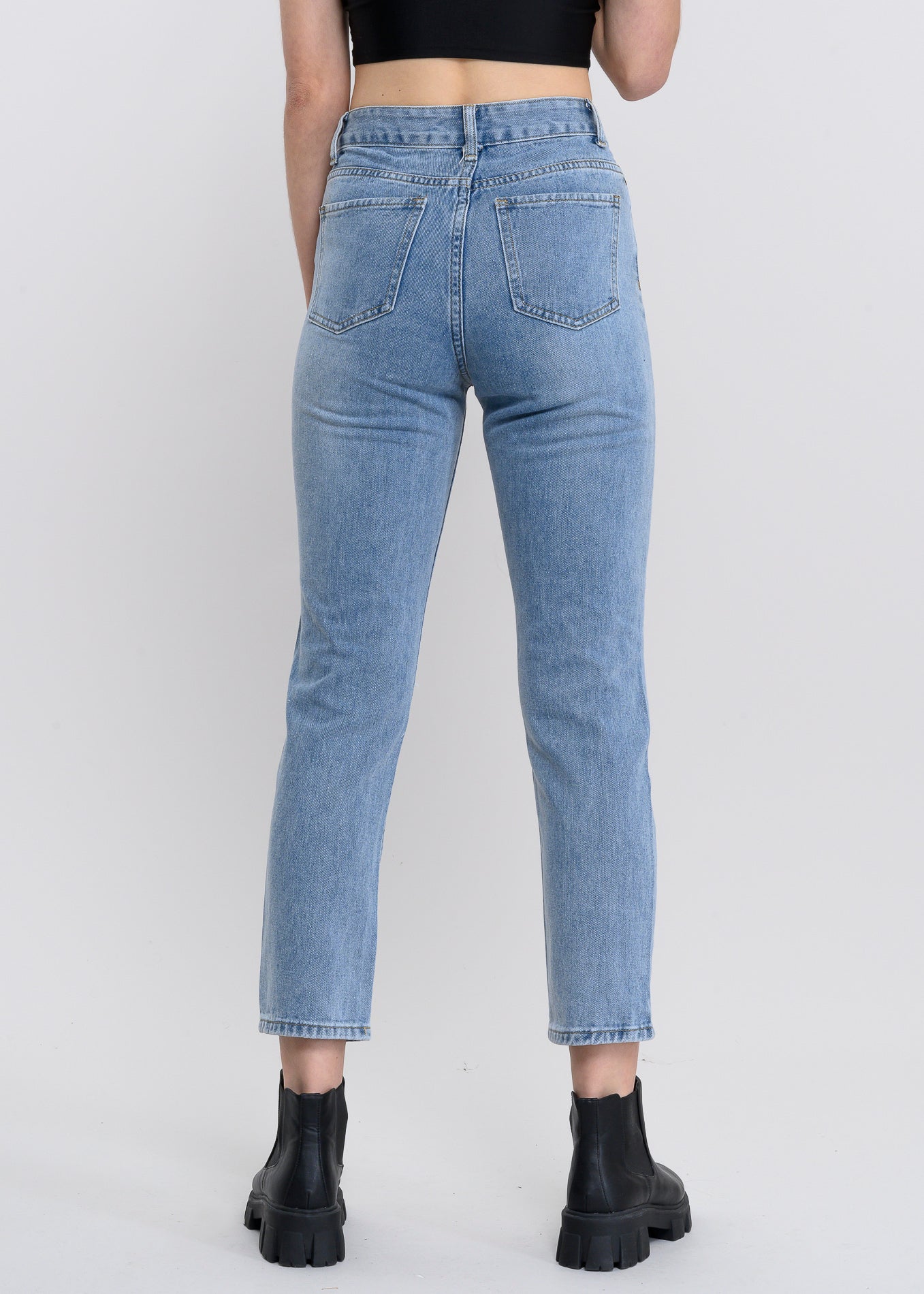 Jeans mom cintura alta destrucción MEDIUM WASH