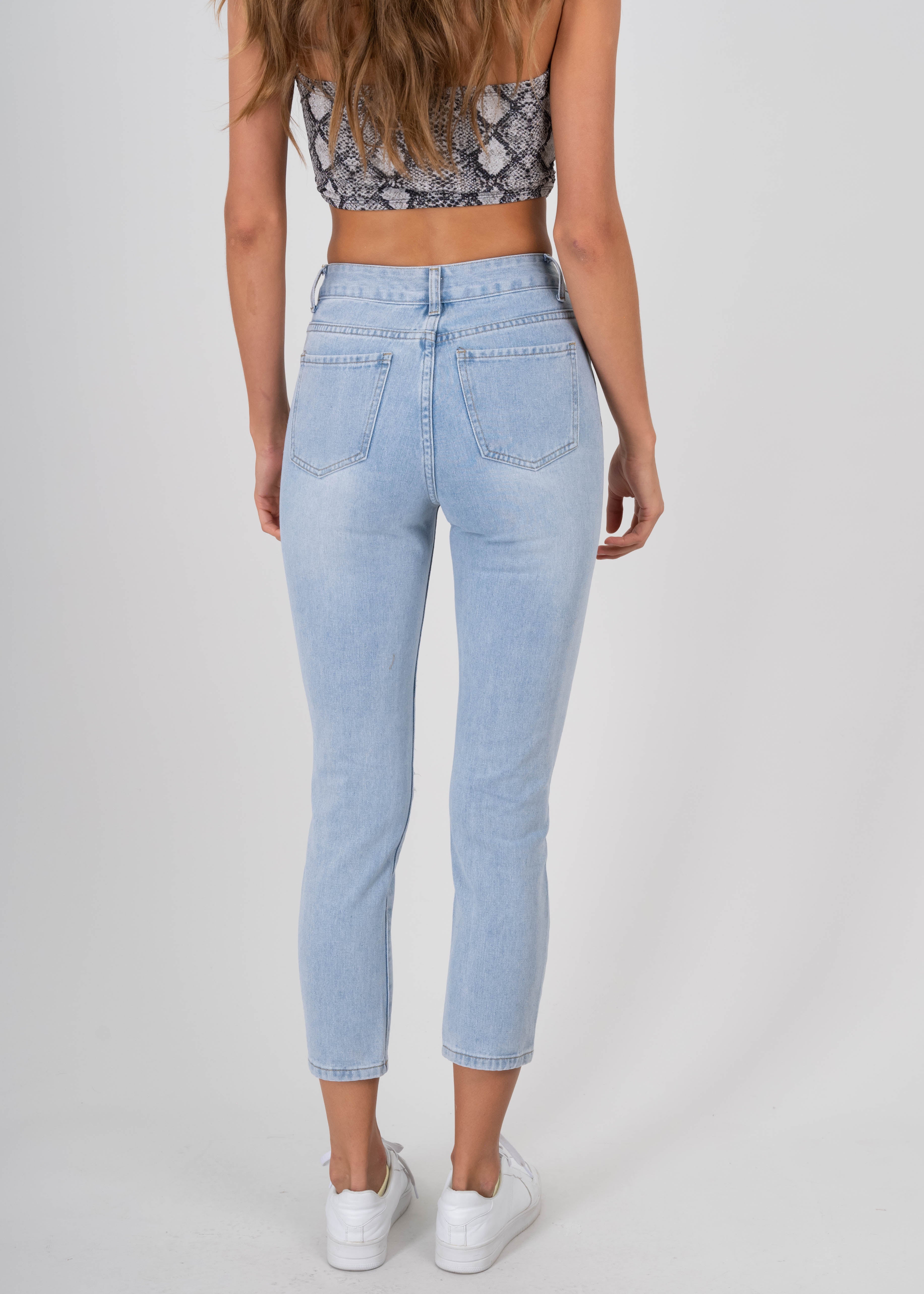 Jeans mom cintura alta destrucción MEDIUM WASH
