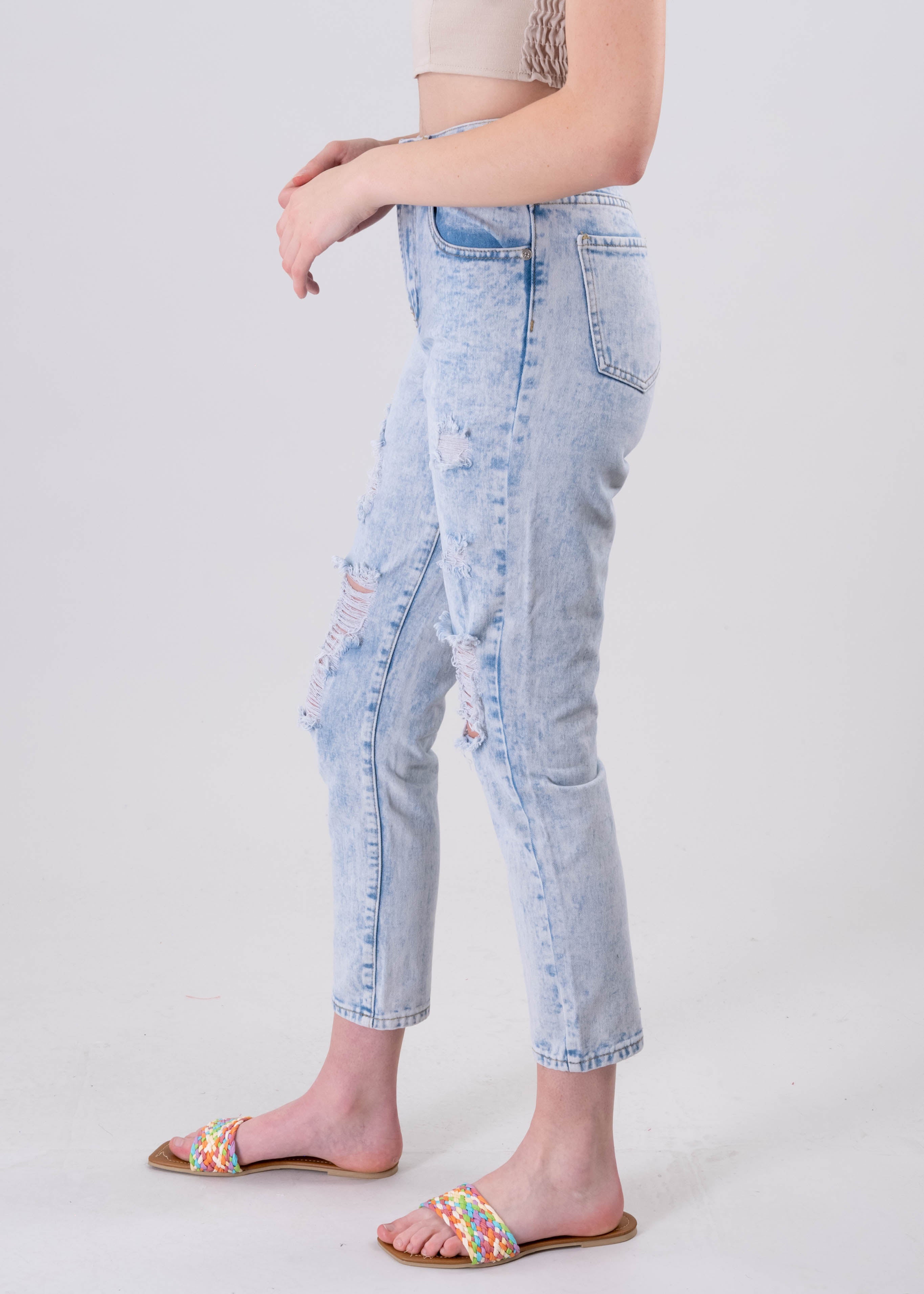Jeans mom cintura alta destrucción ACID WASH