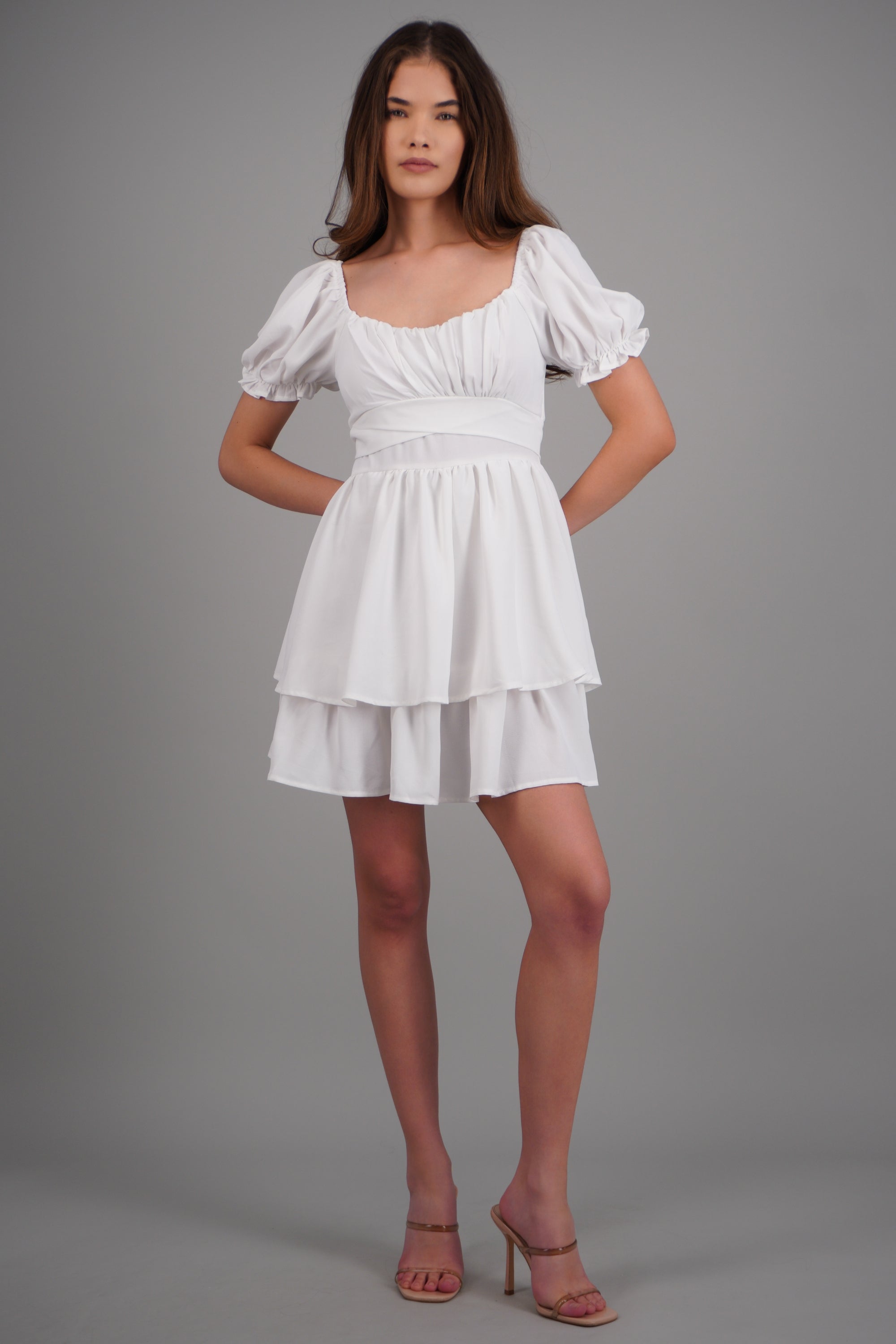 VESTIDO CON OLANES BLANCO