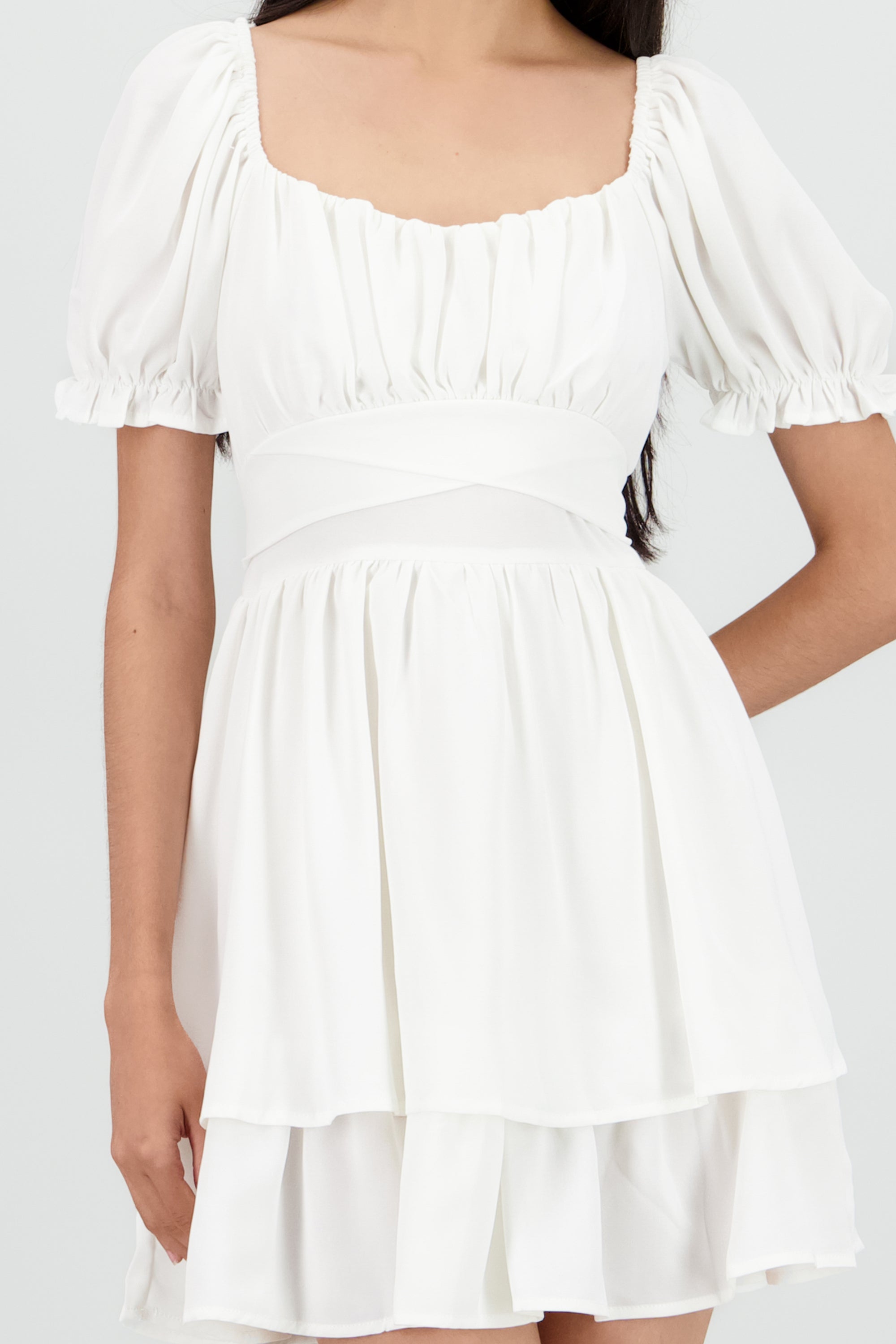 Vestido Mini Capas Moño