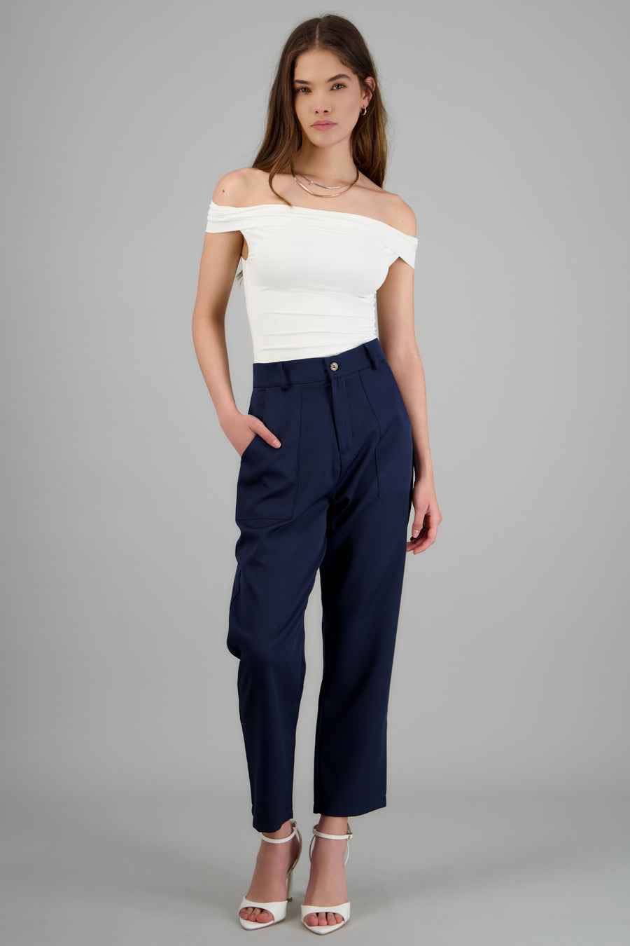 Pantalón con bolsas