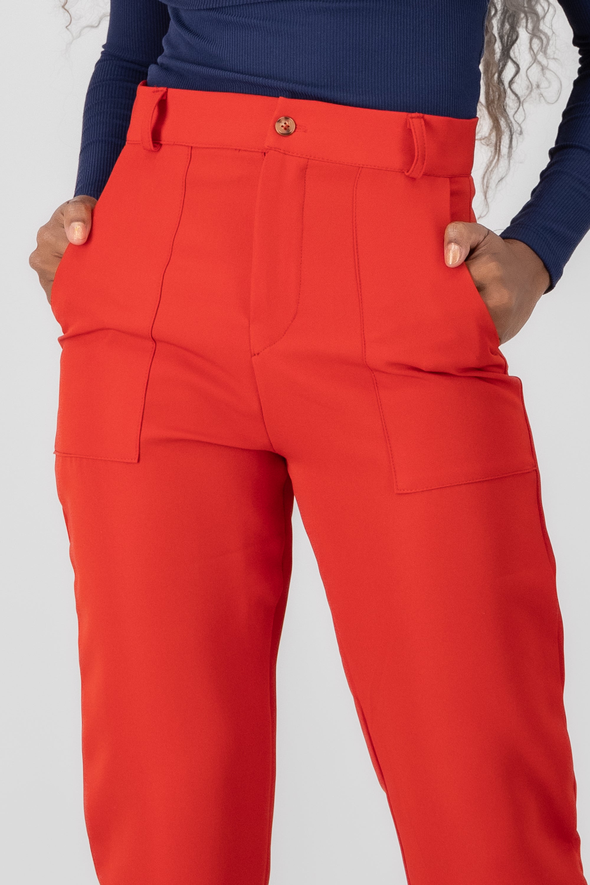 Pantalón Cintura Alta Capri Bolsas ROJO