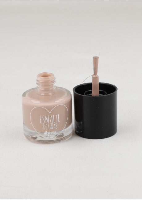 Esmalte marrón pálido tan