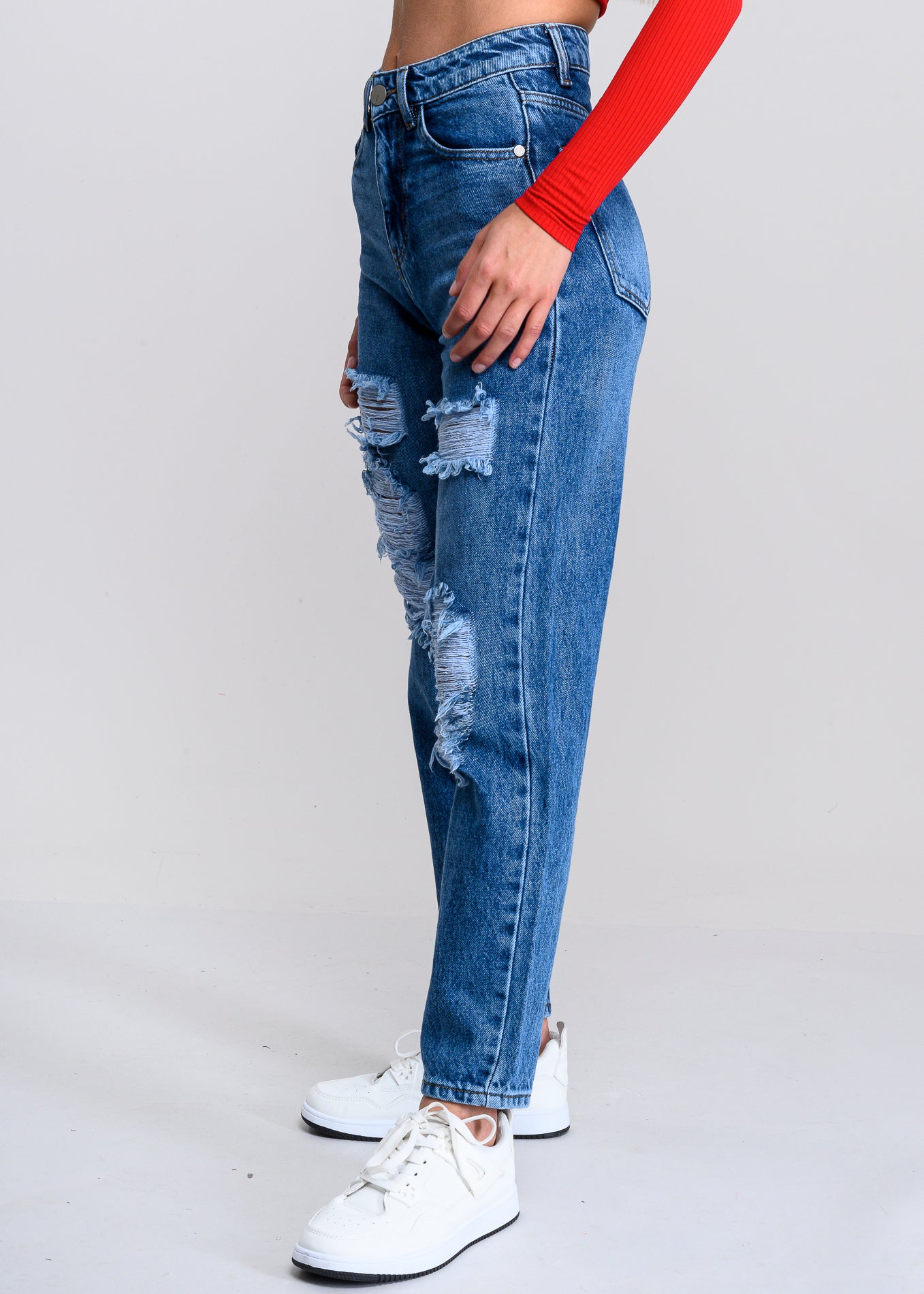 Jeans mom cintura media destrucción ACID WASH
