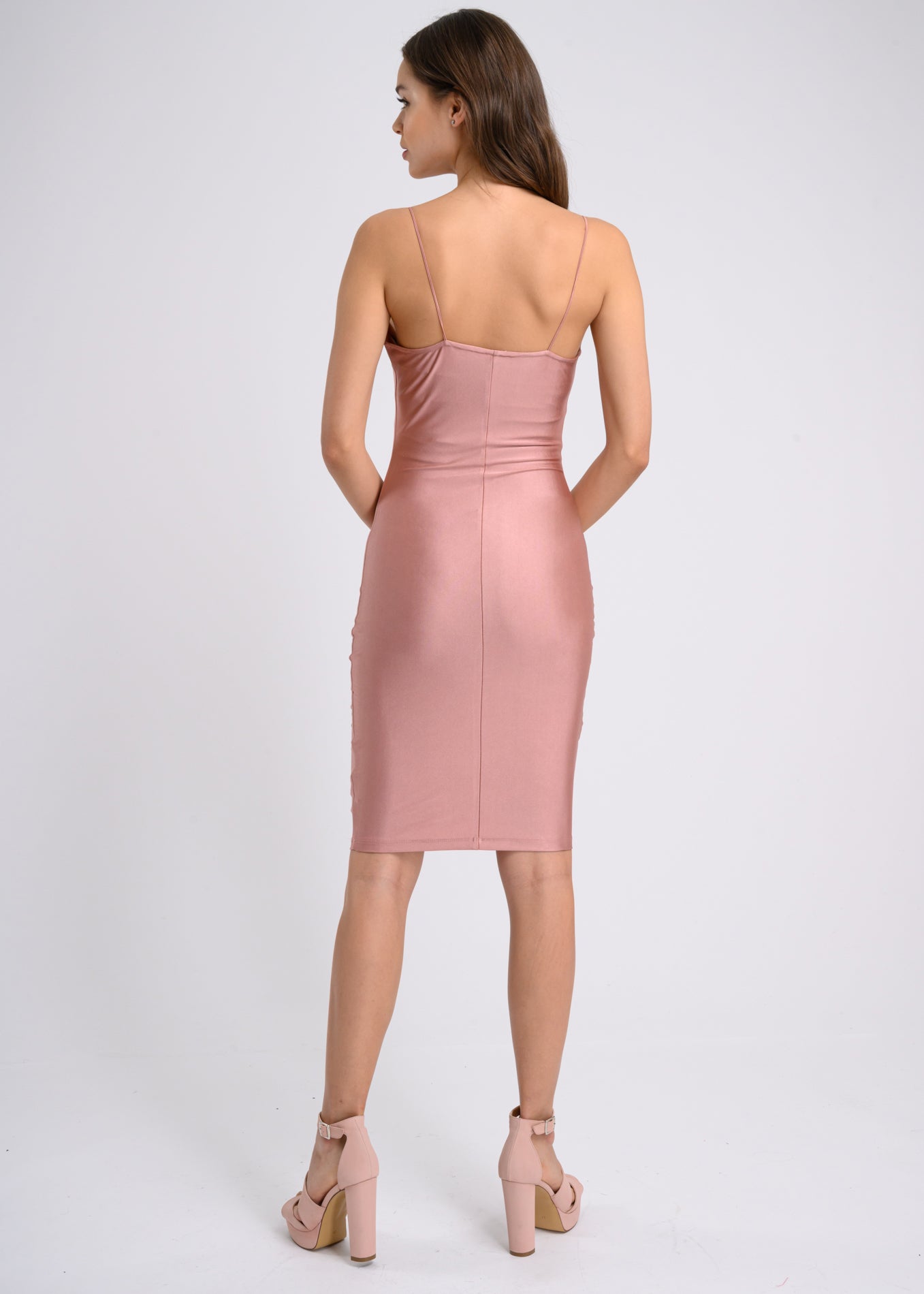 Vestido mini escote cascada PALO DE ROSA