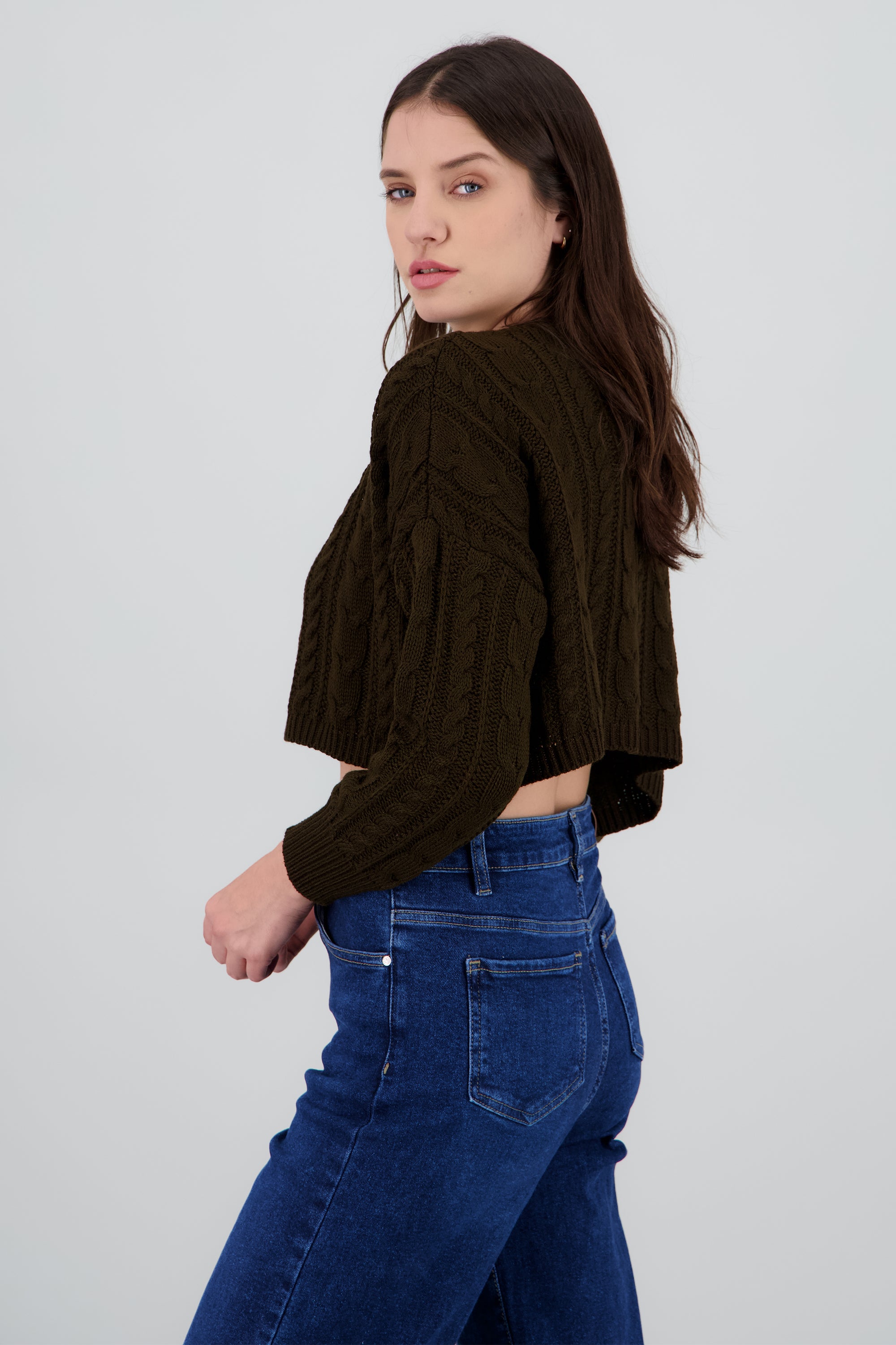 Suéter corto tejido trenzado CAFE OBSCURO