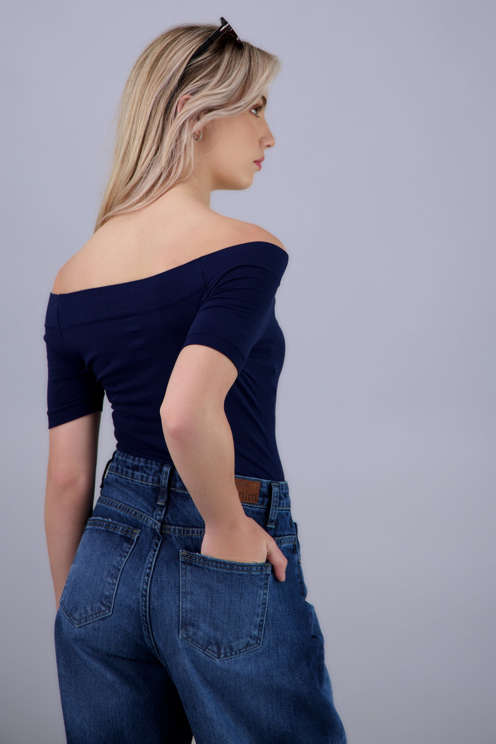 Bodysuit Liso Hombros Descubiertos MARINO