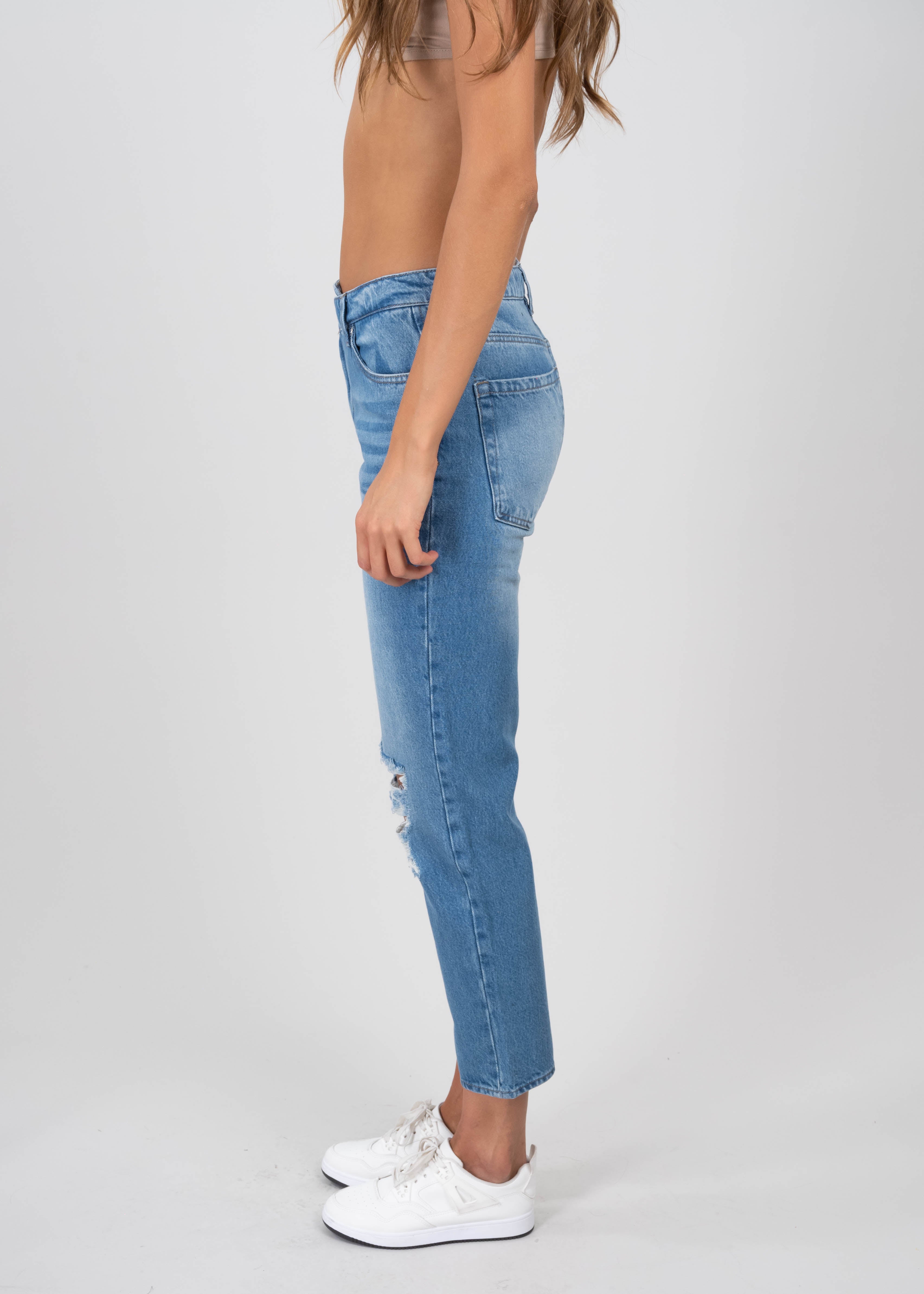 Jeans mom destrucción MEDIUM WASH