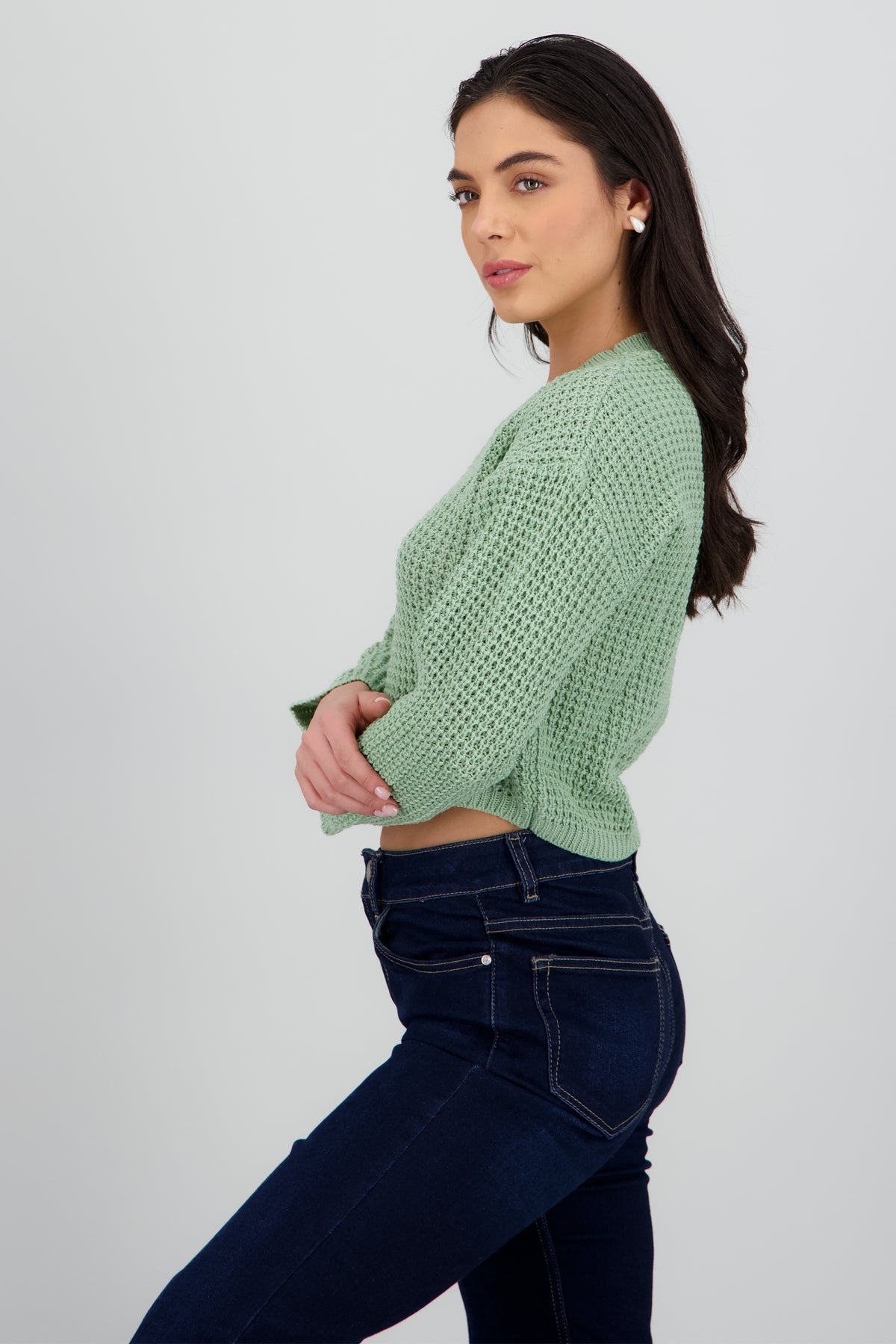 LIGHT GREEN