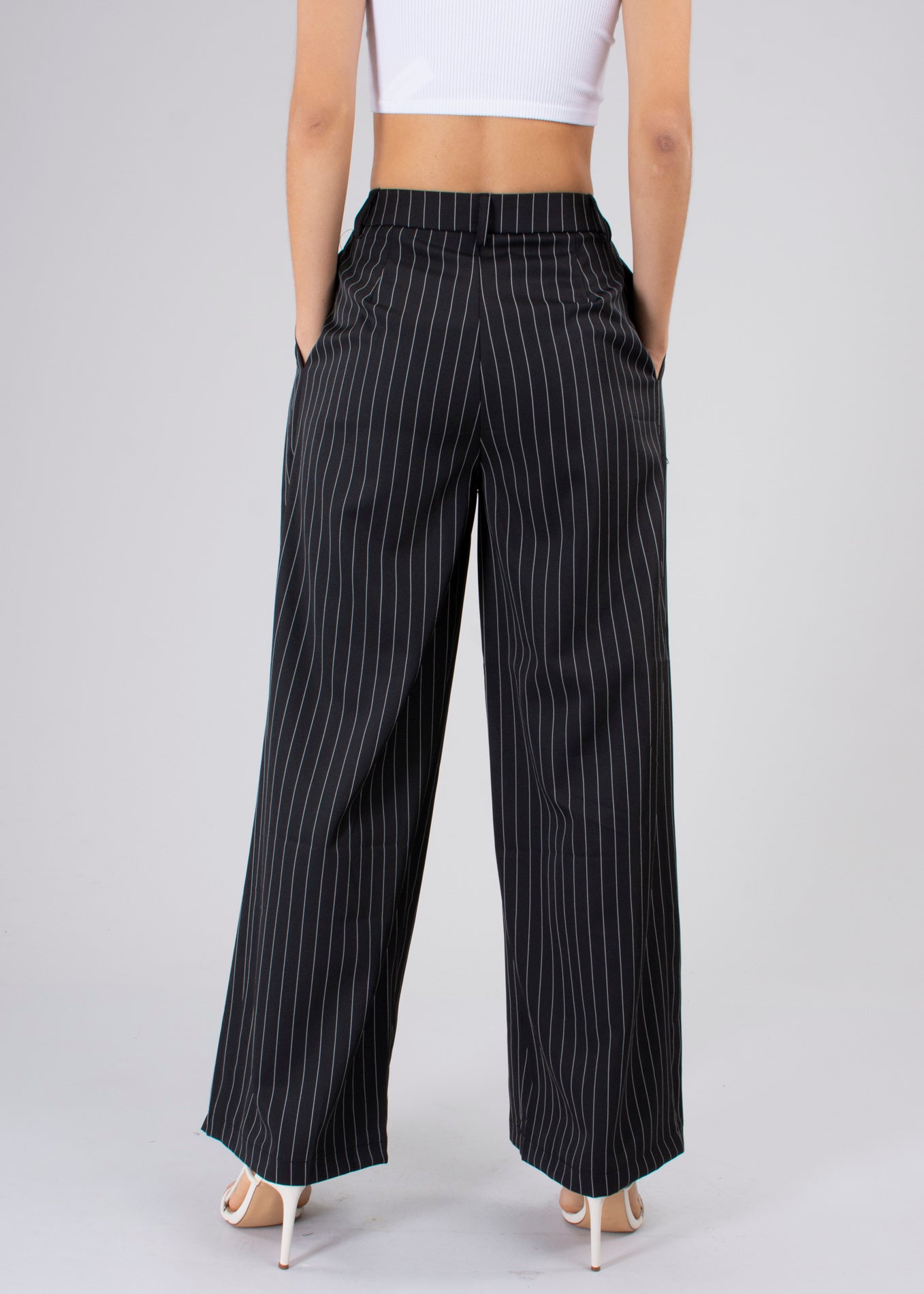 Pantalón wide leg cintura alta pinzas NEGRO