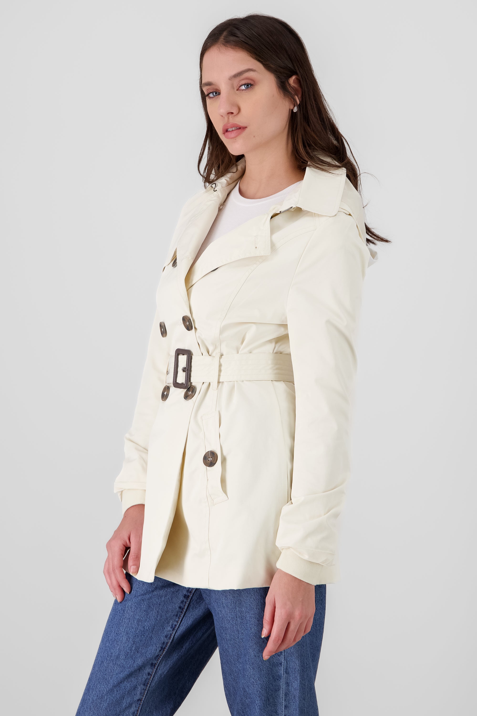 Gabardina ajustada capucha CREMA