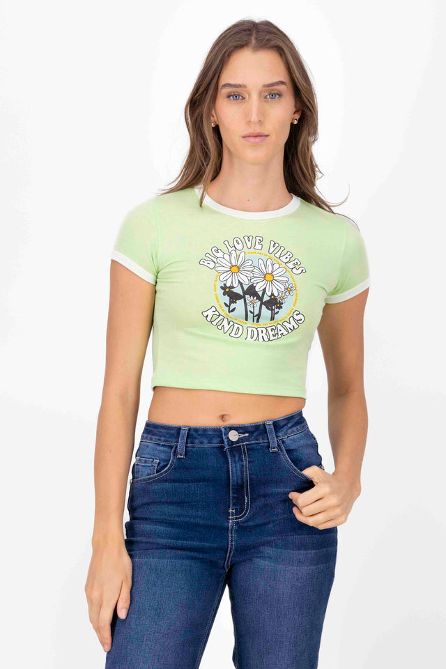 Playera Crop Frase Flores