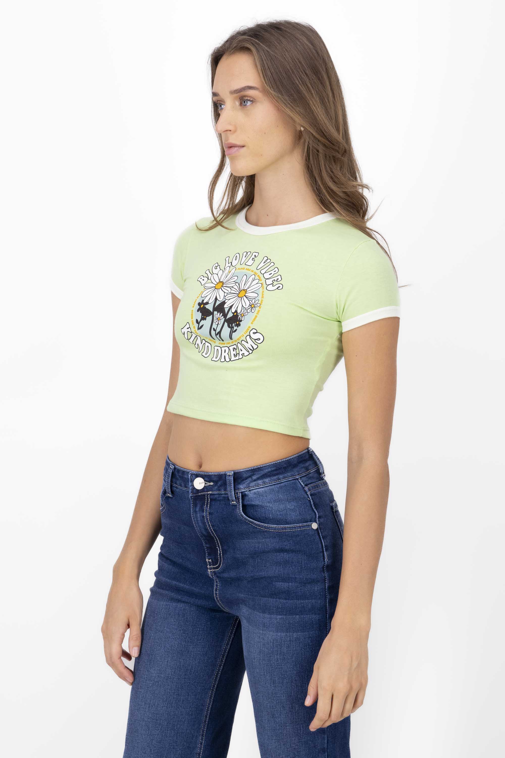 Playera Crop Frase Flores VERDE CLARO