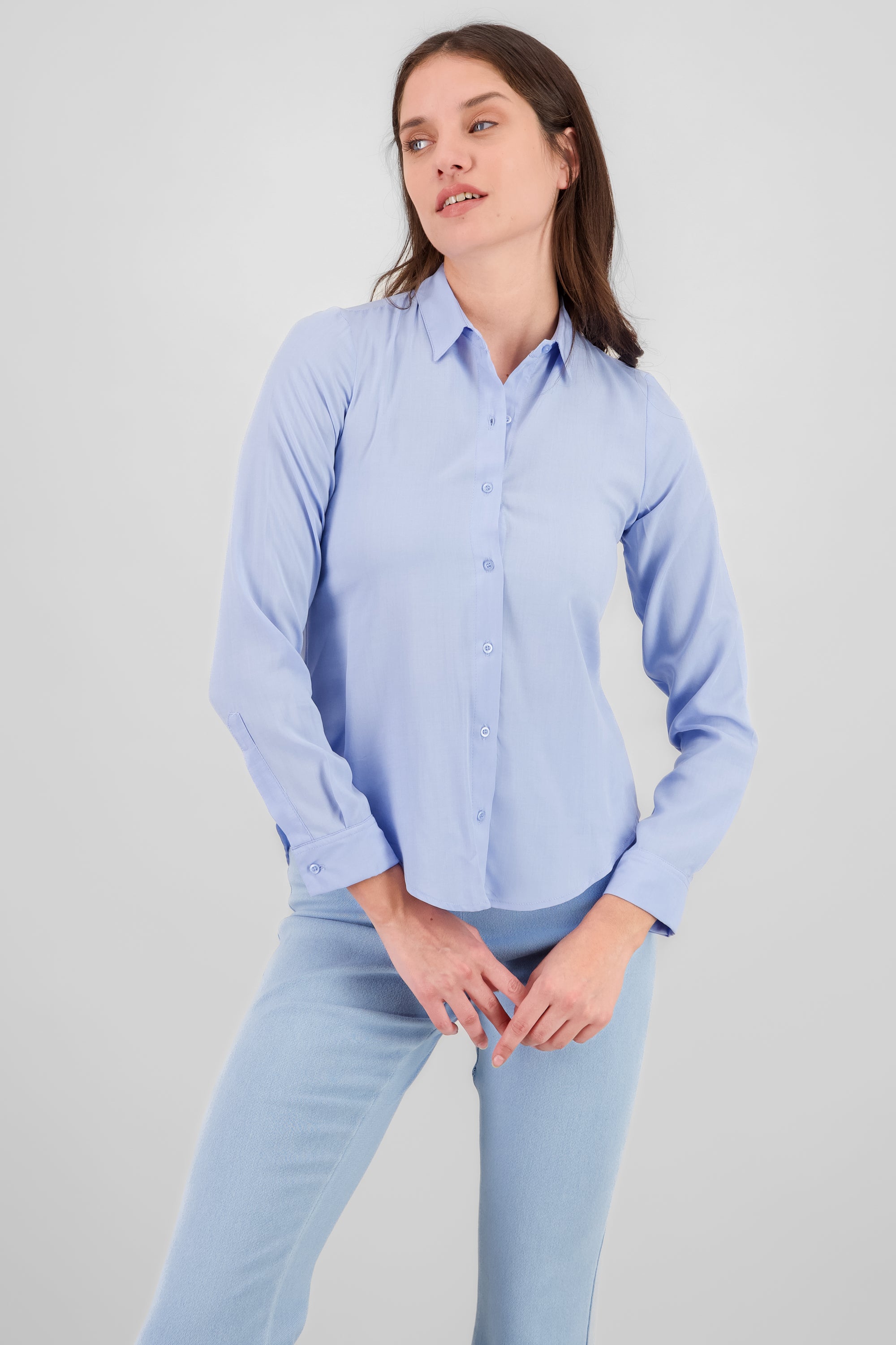 Camisa Manga Larga Lisa AZUL PASTEL