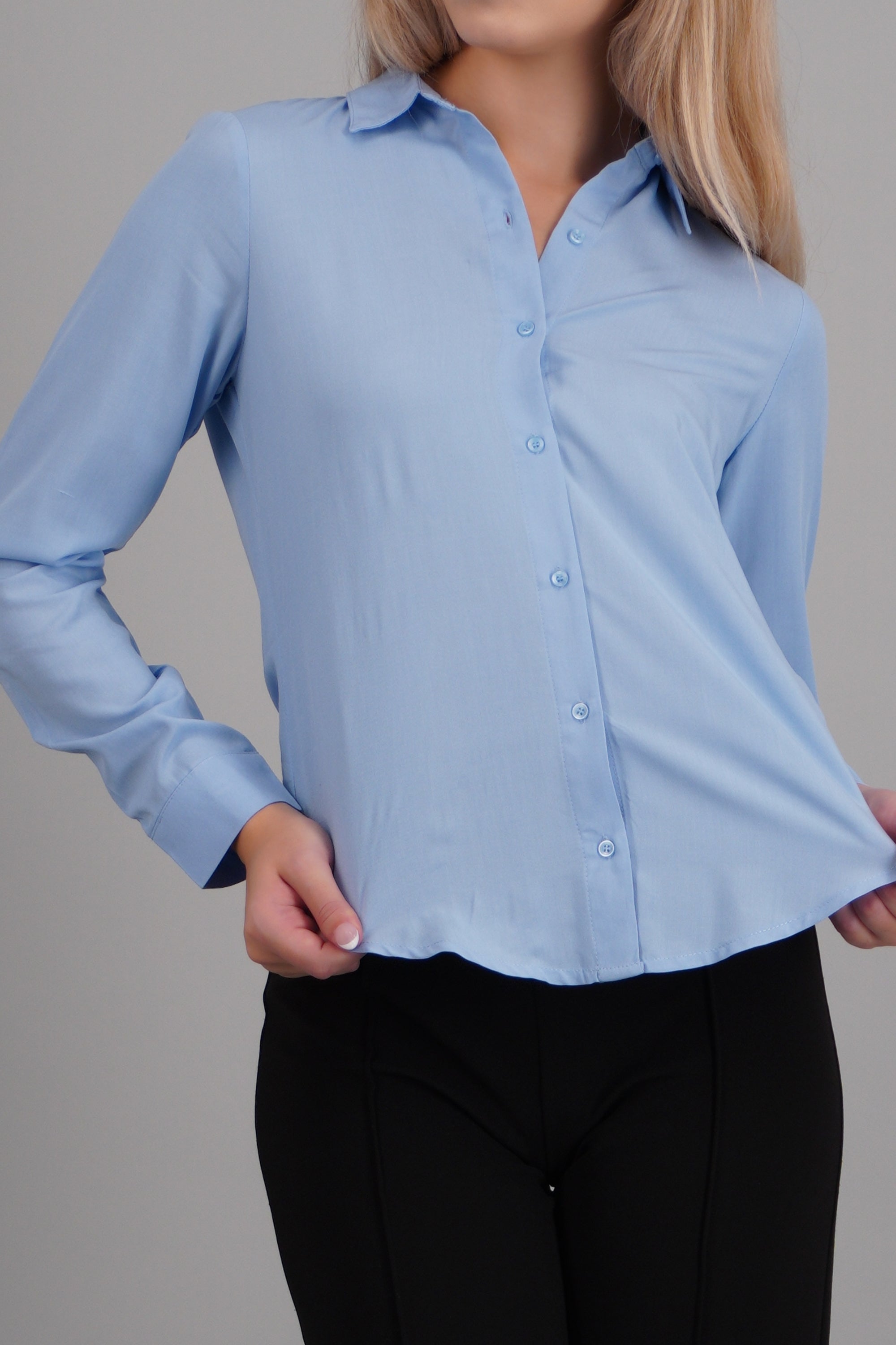 CAMISA M/L BOTONES AZUL PASTEL