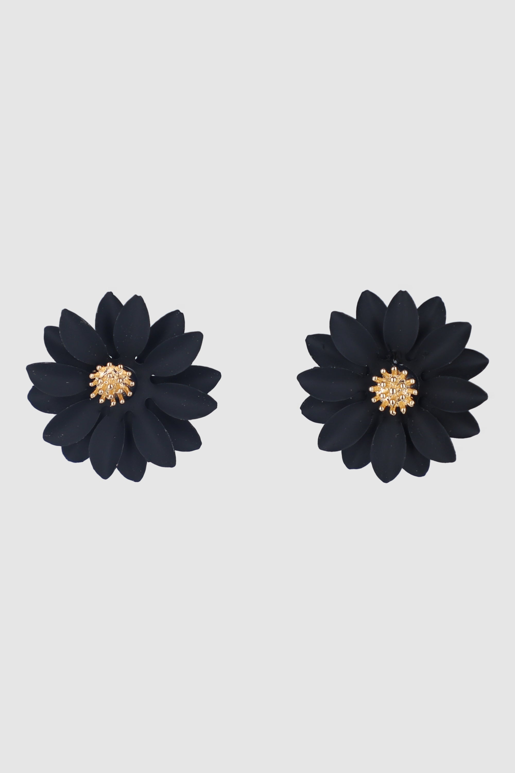 Aretes Flores NEGRO