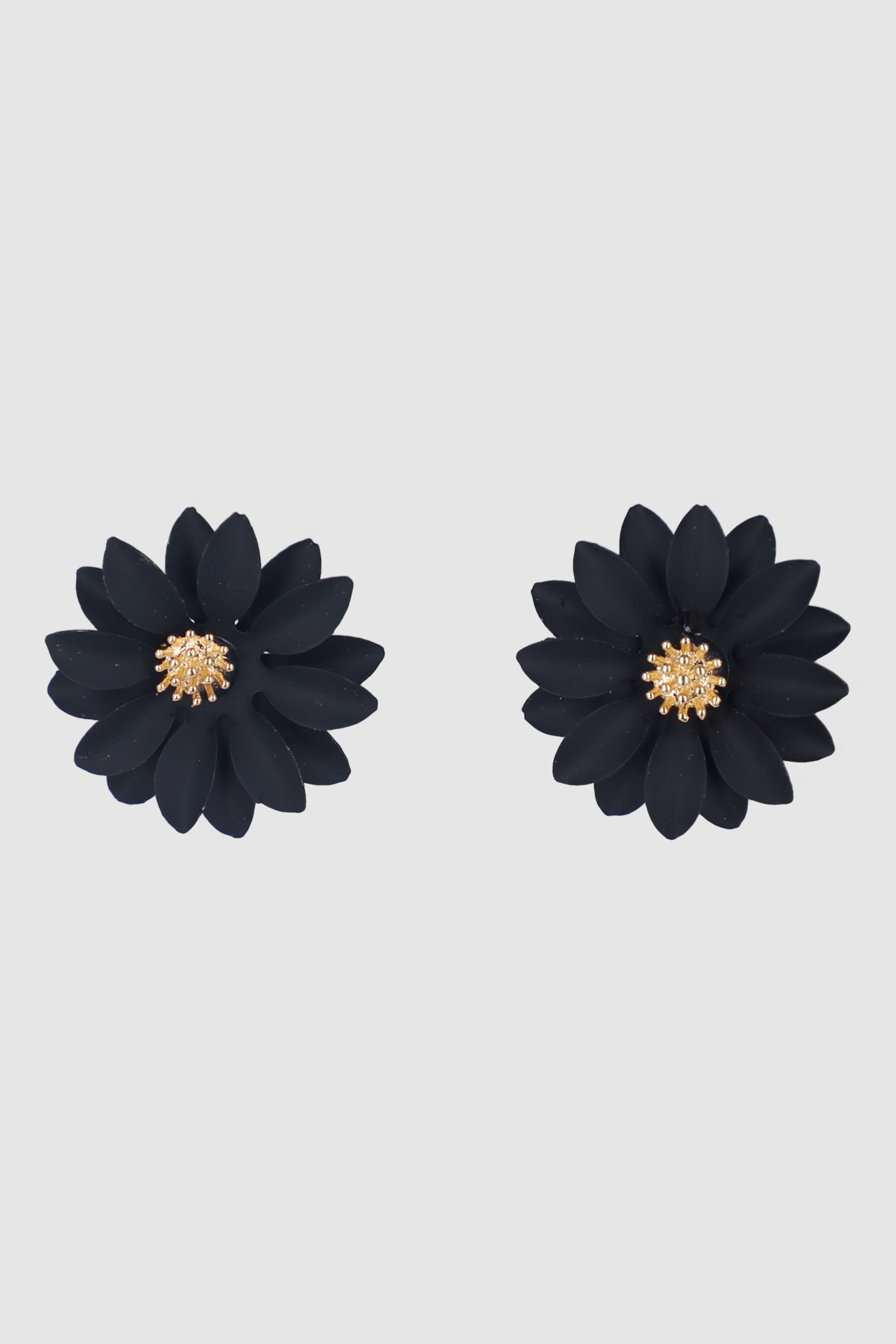 Aretes Flores NEGRO