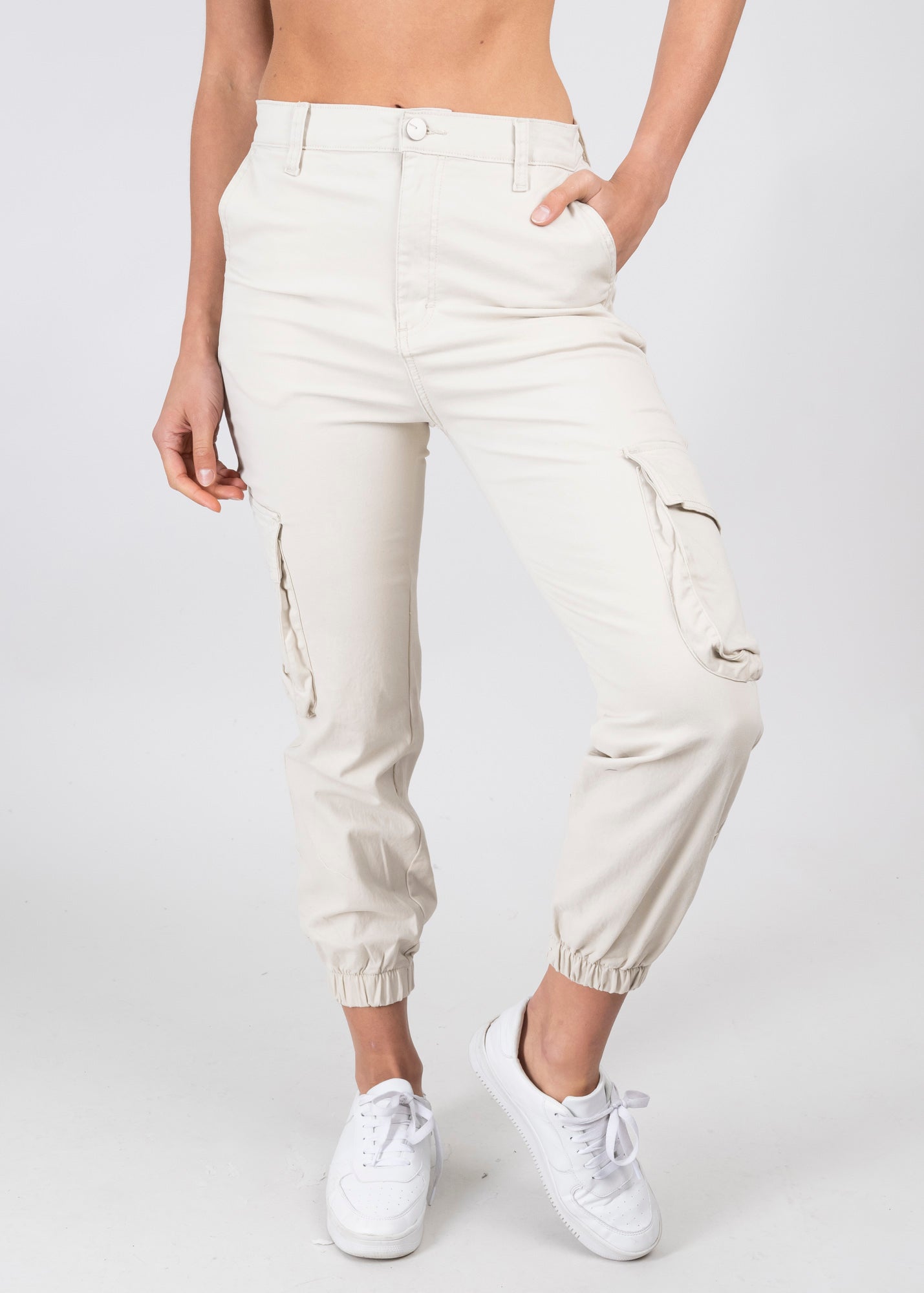 Jeans Cargo Cintura Alta Dos Bolsas HUESO