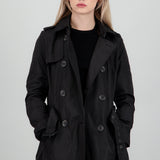 Gabardina corta cinturón botones