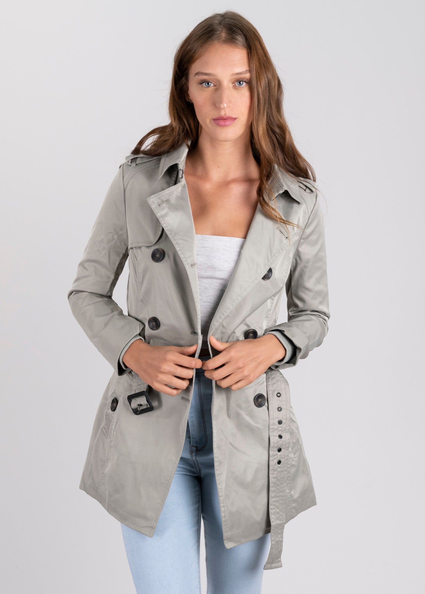 Gabardina corta cinturón botones VERDE CLARO