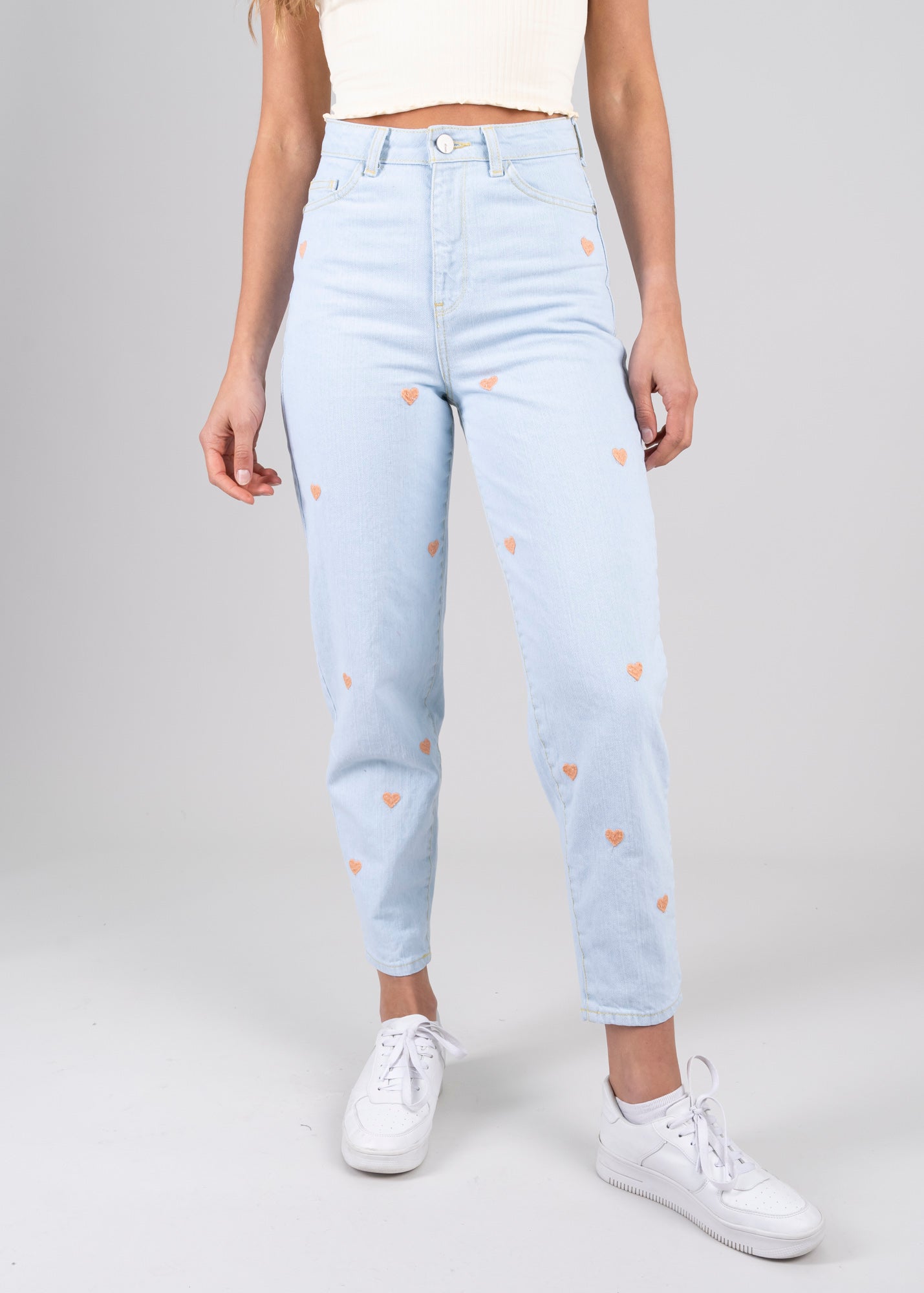 Jeans mom corazones LIGHT WASH